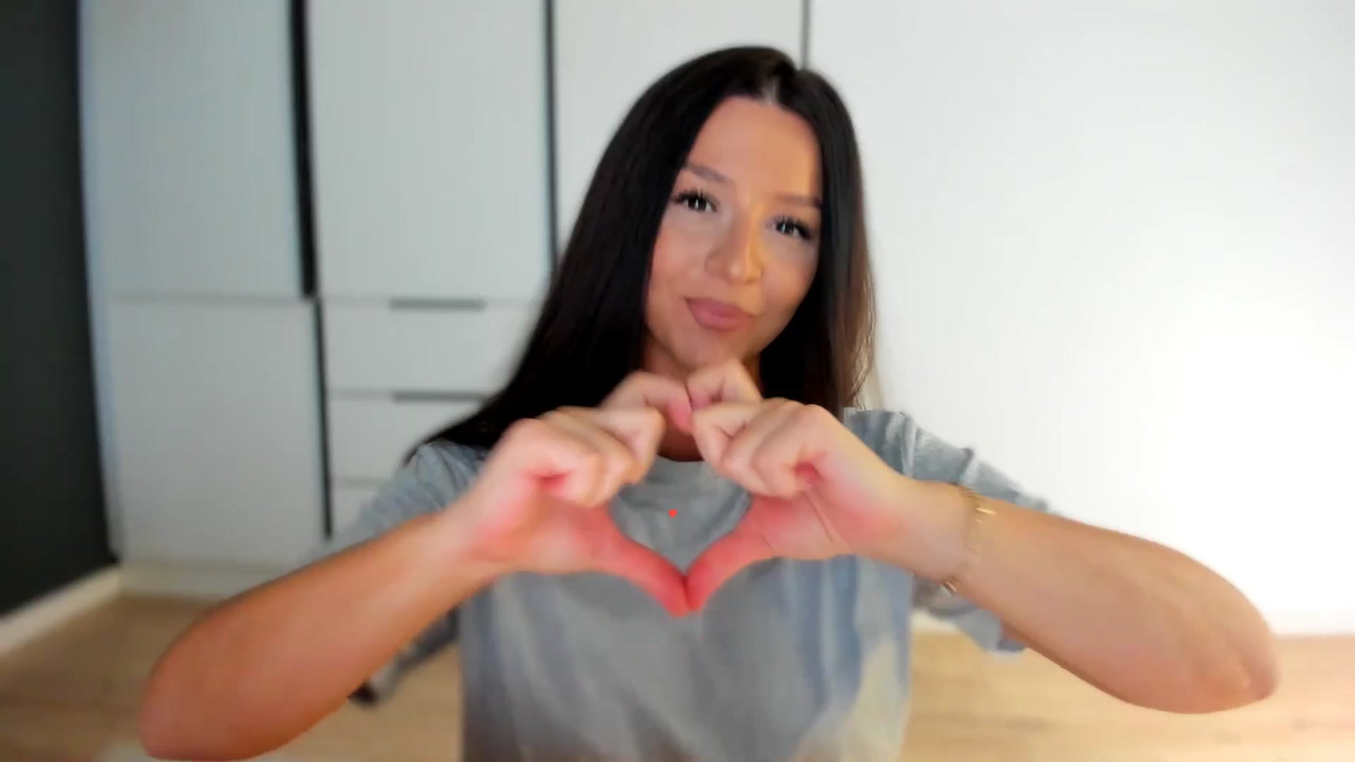 Gallery image thumbnail from Eve___'s myfreecams stream on, 10/26/2025, 13:52 image 1 of 20