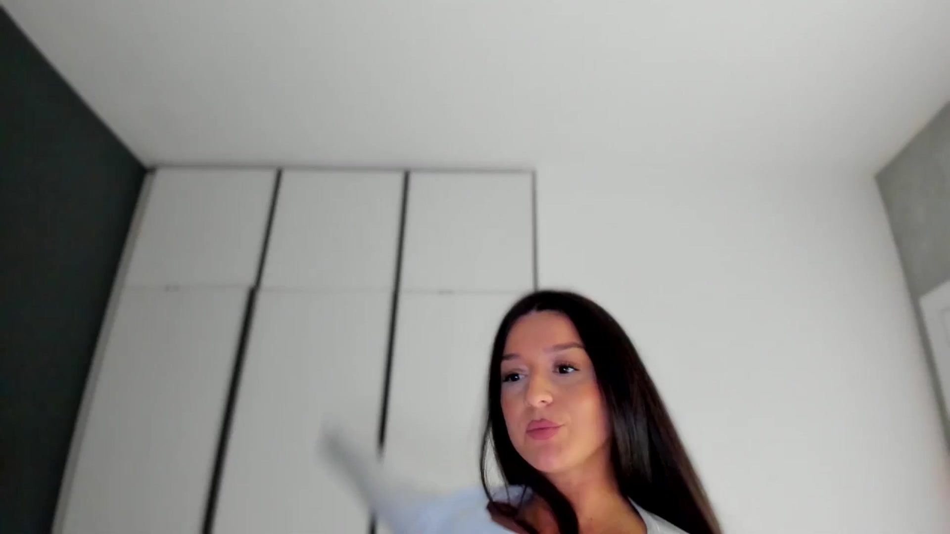 Gallery image thumbnail from Eve___'s myfreecams stream on, 11/12/2025, 16:02 image 14 of 20
