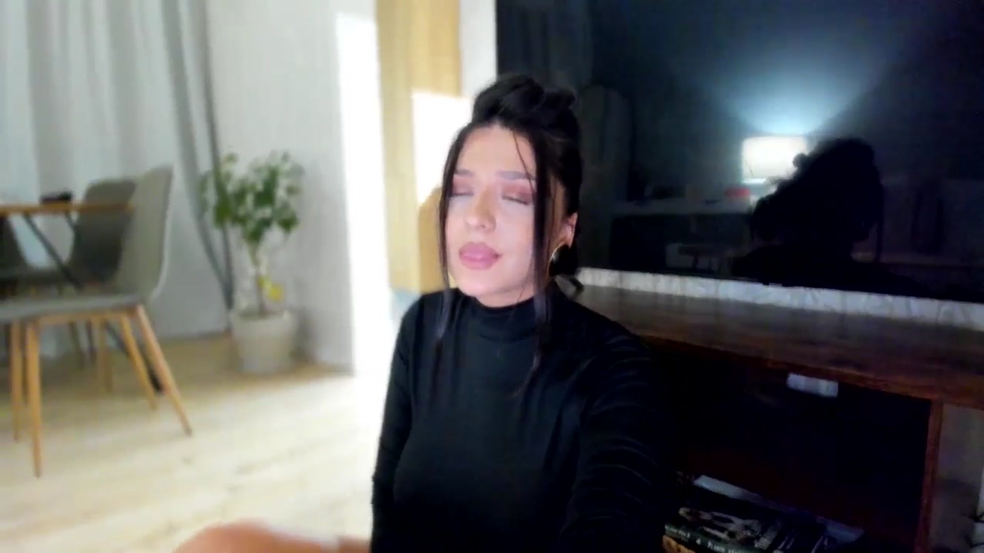 Gallery image thumbnail from Eve___'s myfreecams stream on, 11/15/2025, 15:53 image 15 of 20