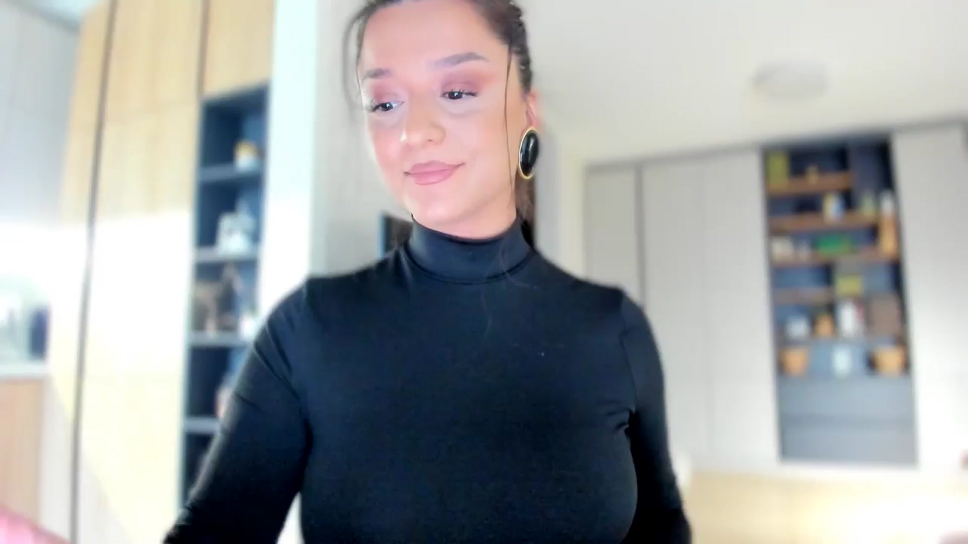 Gallery image thumbnail from Eve___'s myfreecams stream on, 11/15/2025, 15:53 image 1 of 20