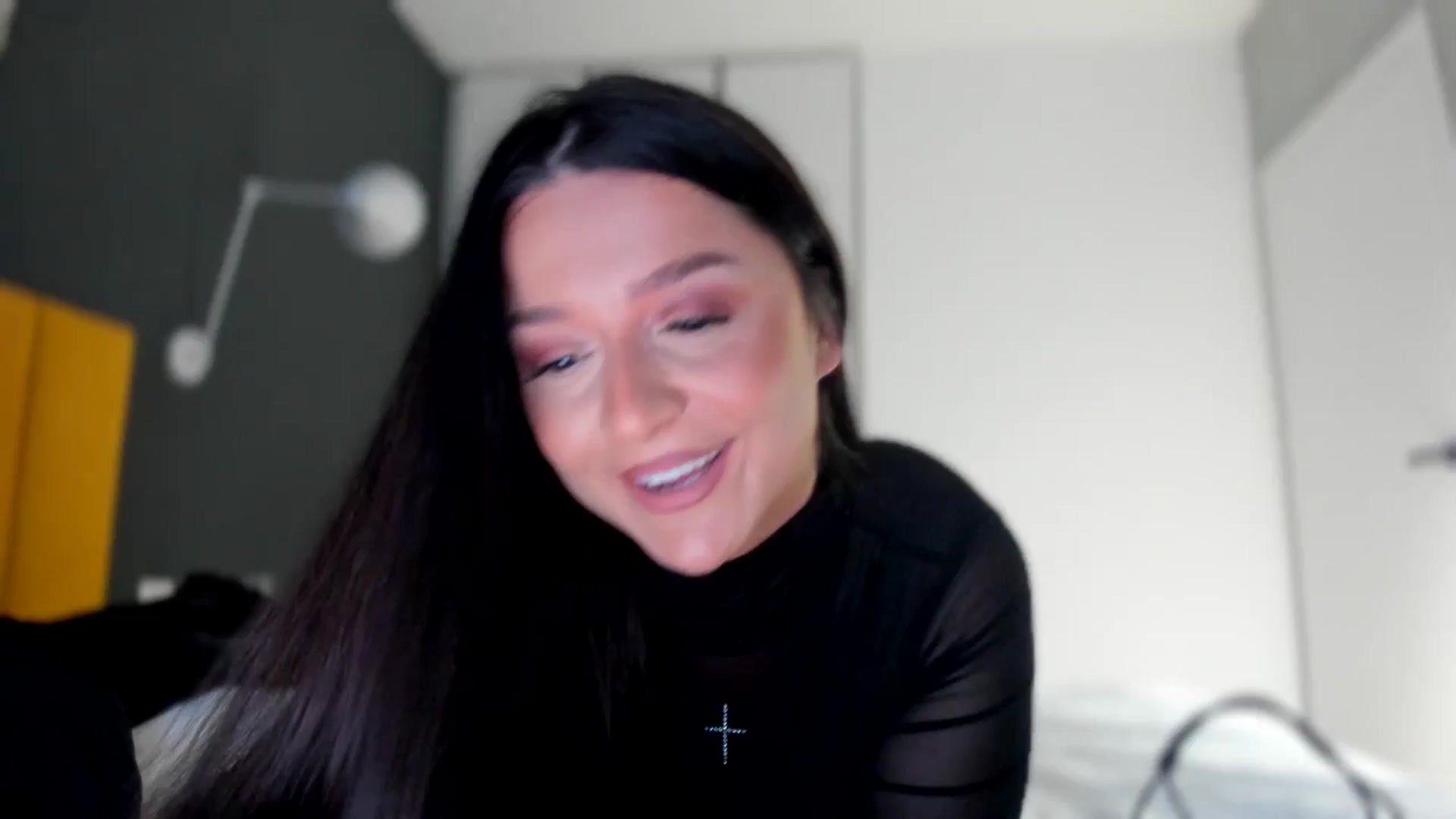 Gallery image thumbnail from Eve___'s myfreecams stream on, 11/19/2025, 14:40 image 6 of 20