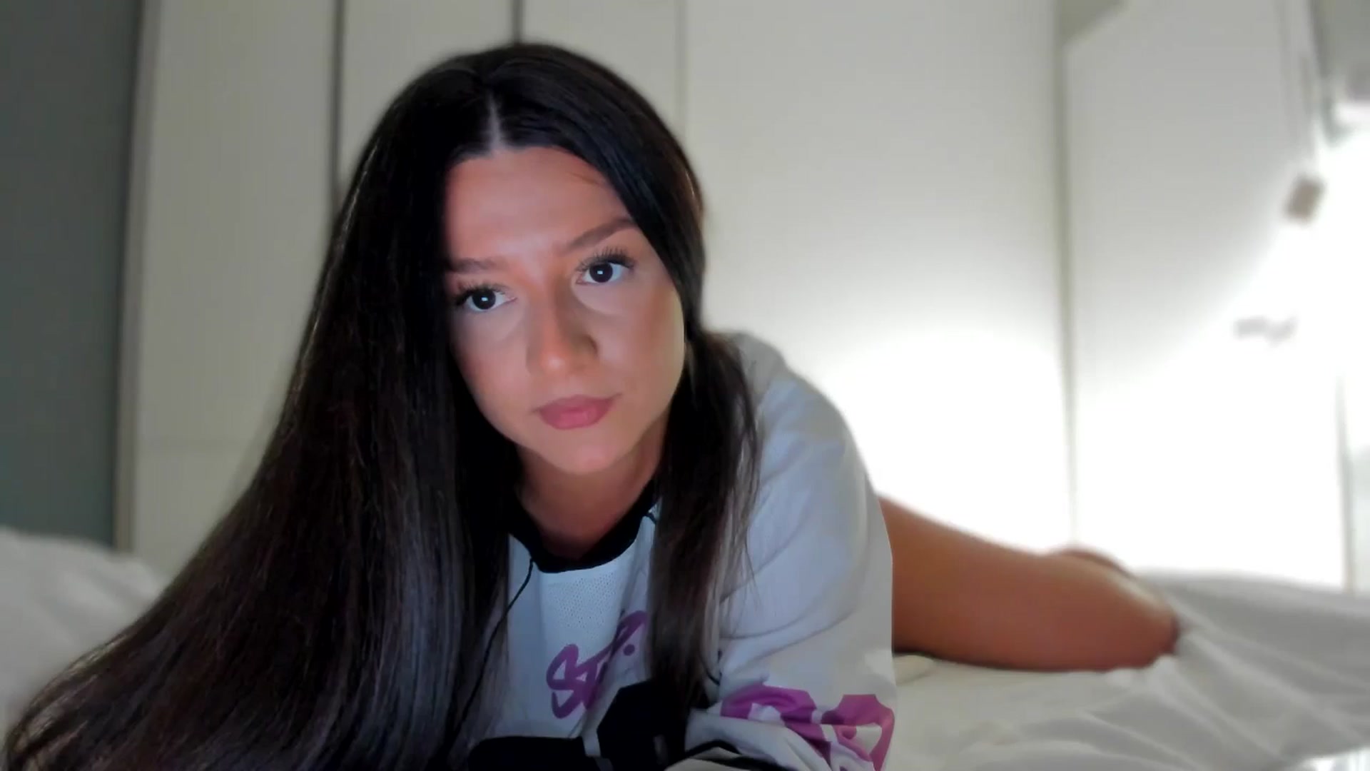 Gallery image thumbnail from Eve___'s myfreecams stream on, 11/25/2025, 15:50 image 1 of 20