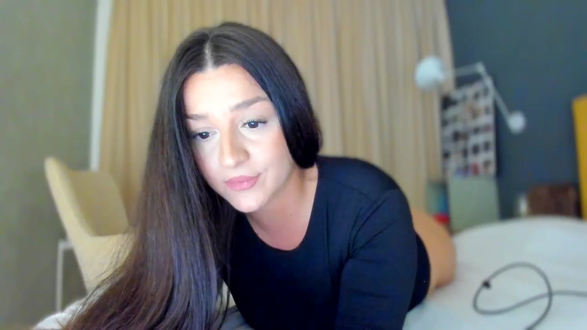 Gallery image thumbnail from Eve___'s myfreecams stream on, 11/29/2025, 15:37 image 12 of 20