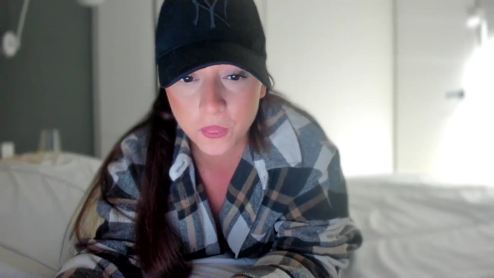 Gallery image thumbnail from Eve___'s myfreecams stream on, 12/14/2025, 14:53 image 7 of 20