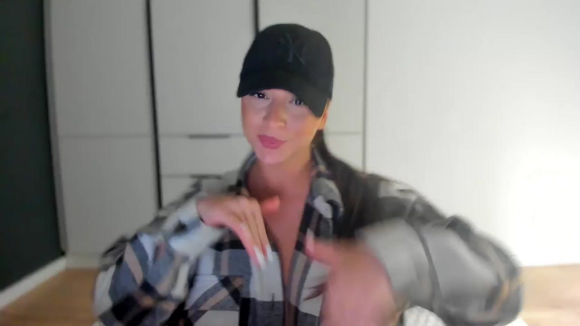 Gallery image thumbnail from Eve___'s myfreecams stream on, 12/14/2025, 16:28 image 1 of 20