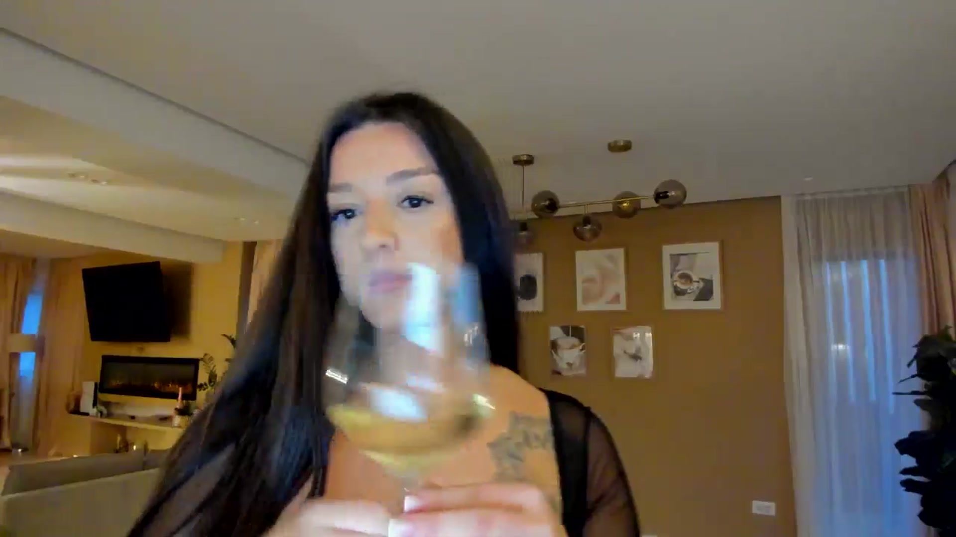 Gallery image thumbnail from Eve___'s myfreecams stream on, 12/28/2025, 15:24 image 12 of 20