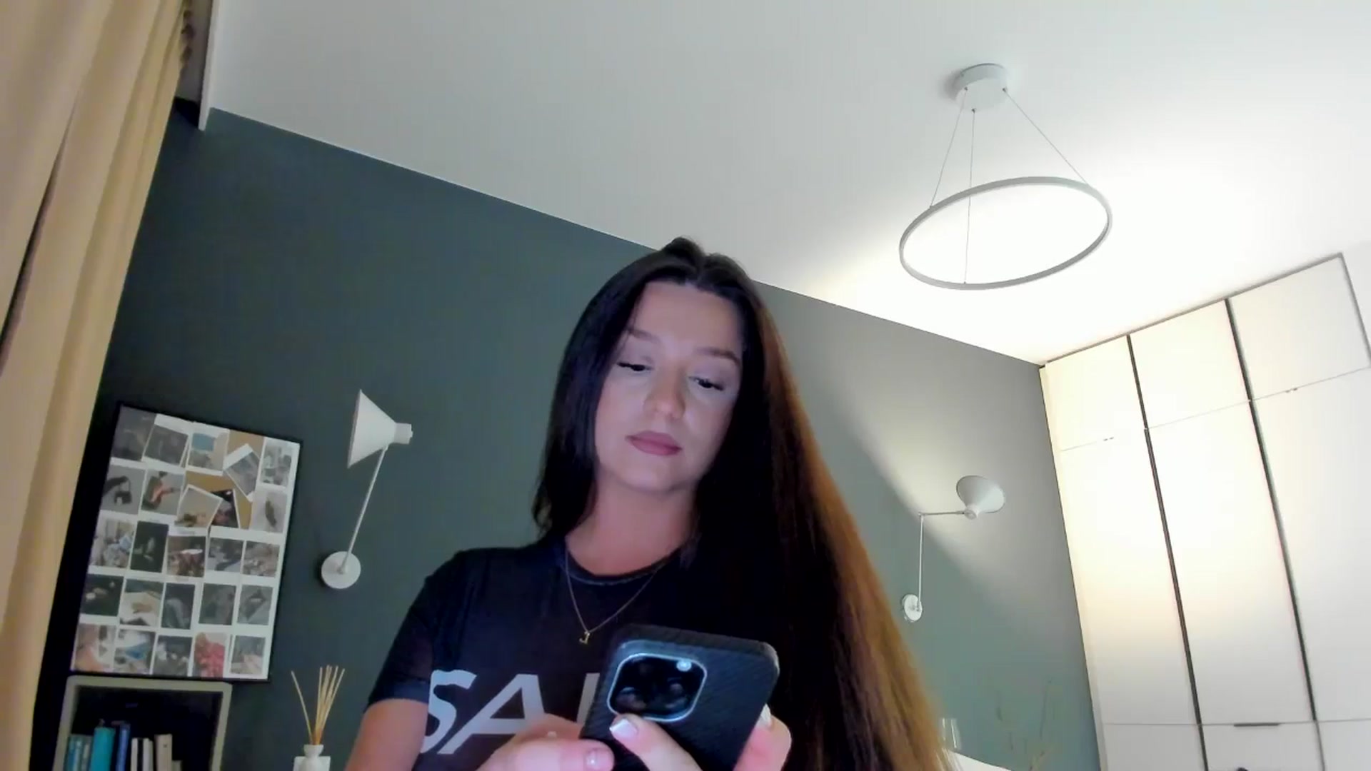 Gallery image thumbnail from Eve___'s myfreecams stream on, 01/05/2026, 16:53 image 18 of 20