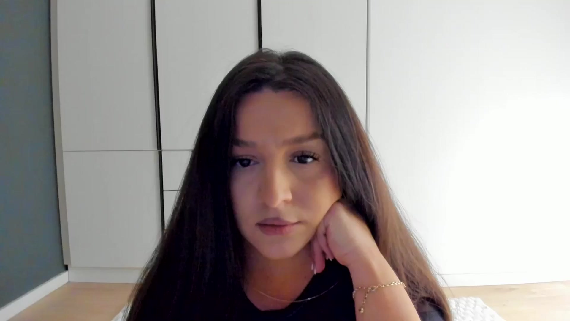Gallery image thumbnail from Eve___'s myfreecams stream on, 01/05/2026, 16:53 image 14 of 20