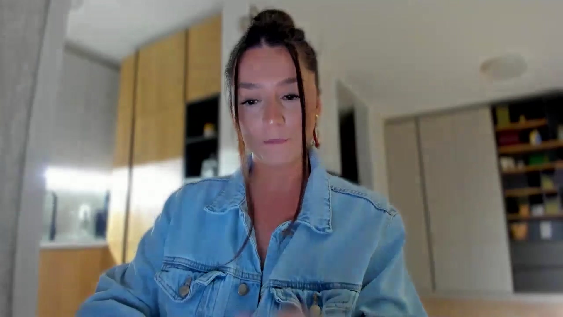 Gallery image thumbnail from Eve___'s myfreecams stream on, 01/06/2026, 17:26 image 16 of 20