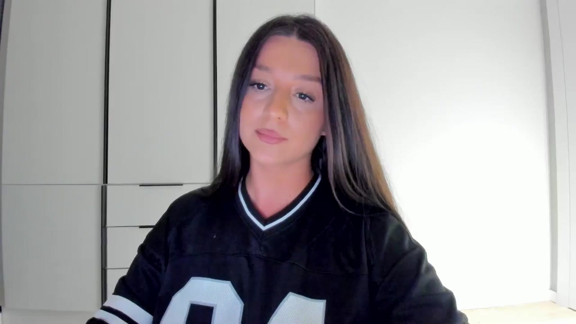 Gallery image thumbnail from Eve___'s myfreecams stream on, 01/08/2026, 16:22 image 18 of 20