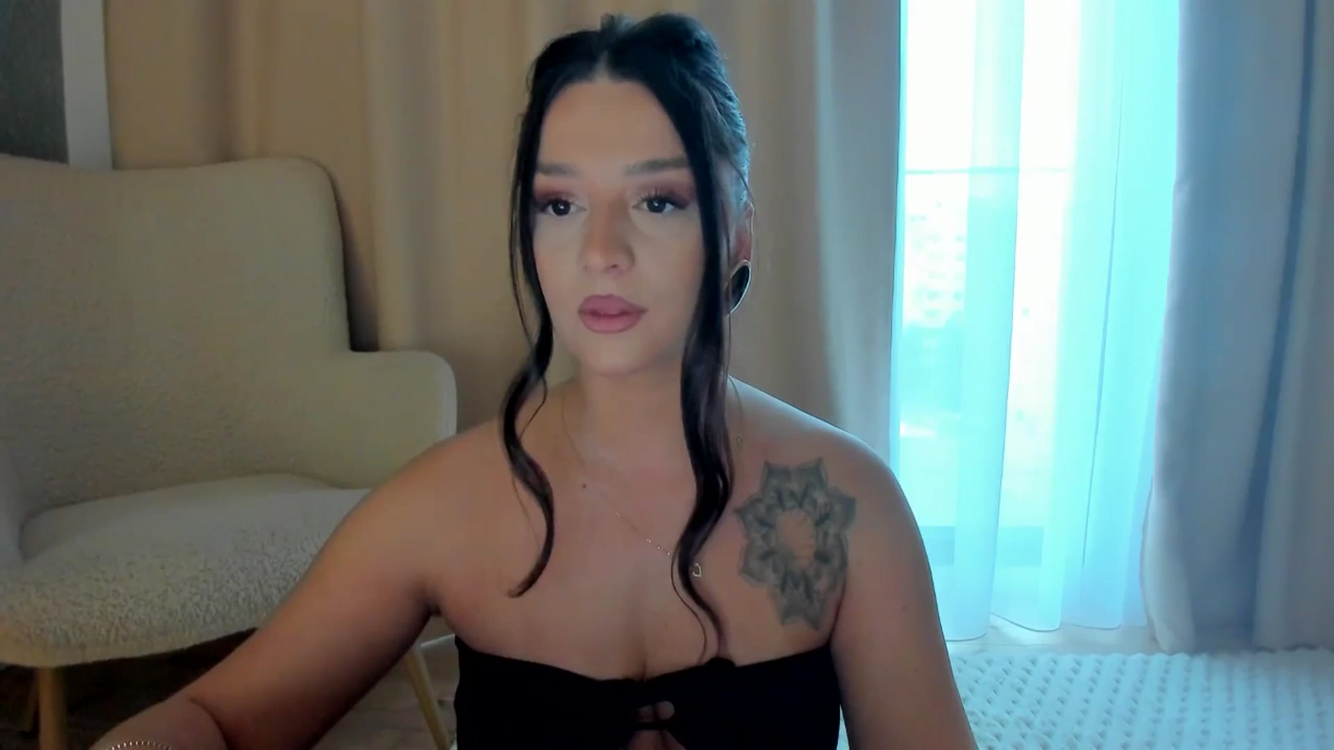 Gallery image thumbnail from Eve___'s myfreecams stream on, 01/11/2026, 15:06 image 4 of 20