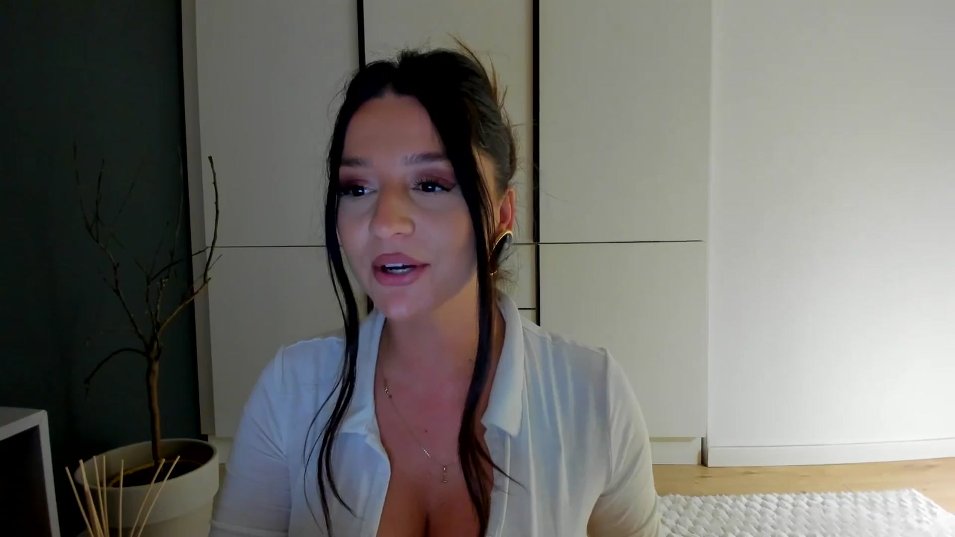 Gallery image thumbnail from Eve___'s myfreecams stream on, 01/11/2026, 16:36 image 15 of 20