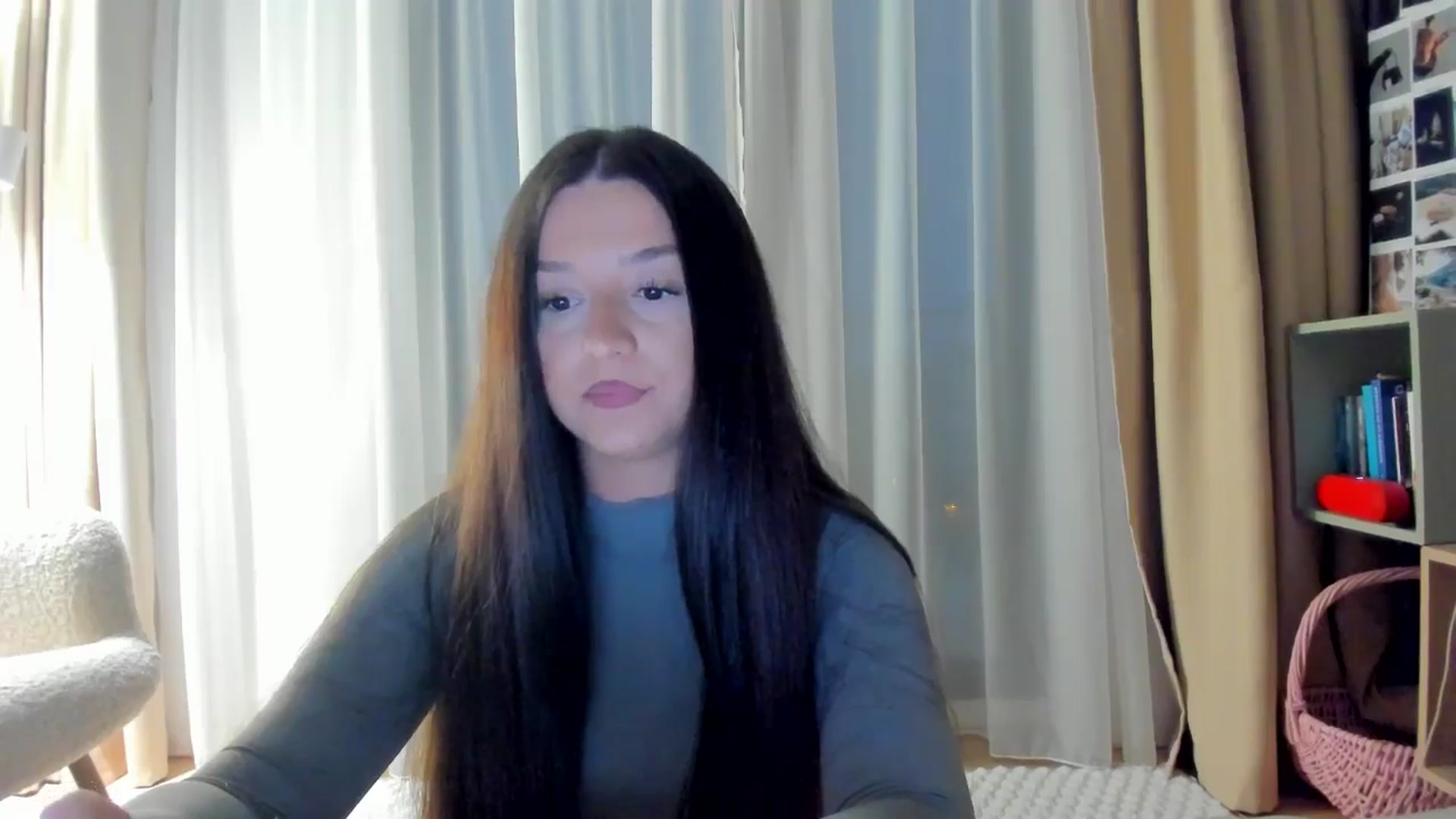 Gallery image thumbnail from Eve___'s myfreecams stream on, 01/13/2026, 16:18 image 10 of 20