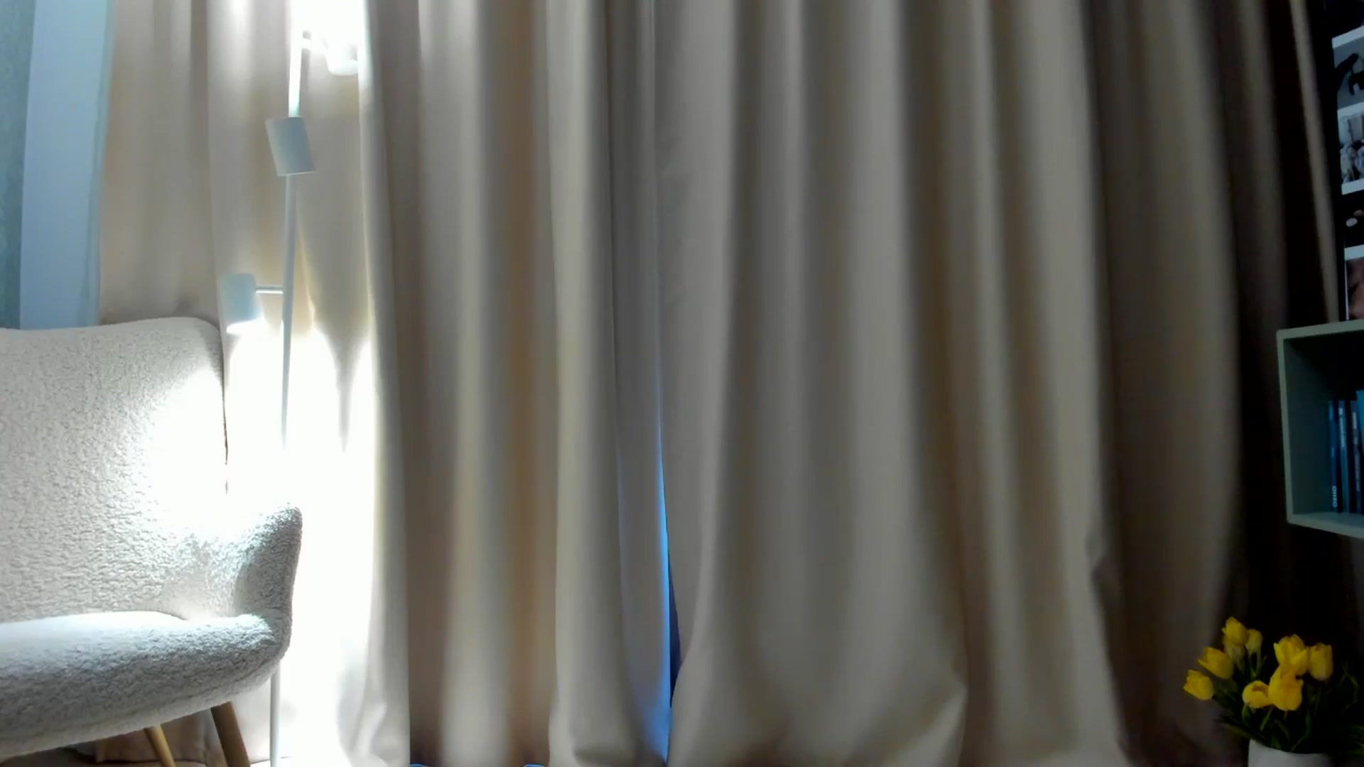 Gallery image thumbnail from Eve___'s myfreecams stream on, 01/16/2026, 14:09 image 3 of 20