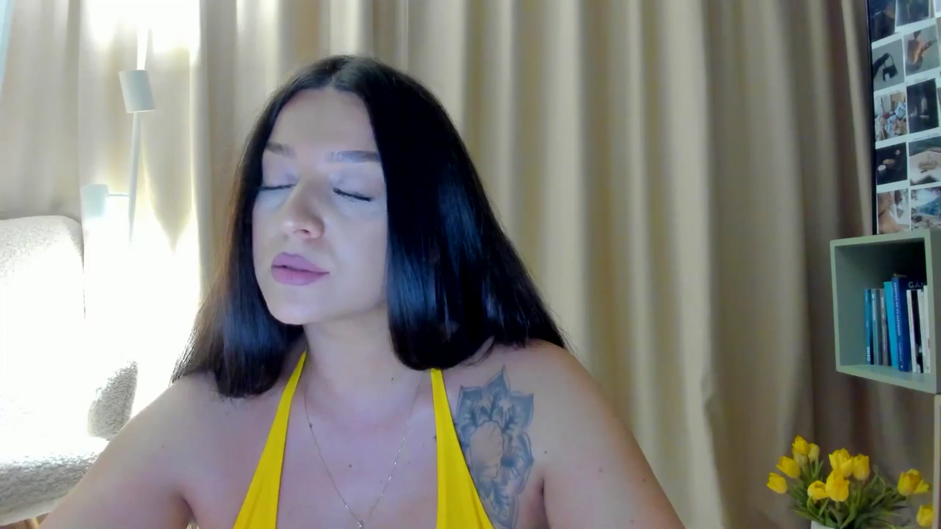 Gallery image thumbnail from Eve___'s myfreecams stream on, 01/16/2026, 14:09 image 20 of 20