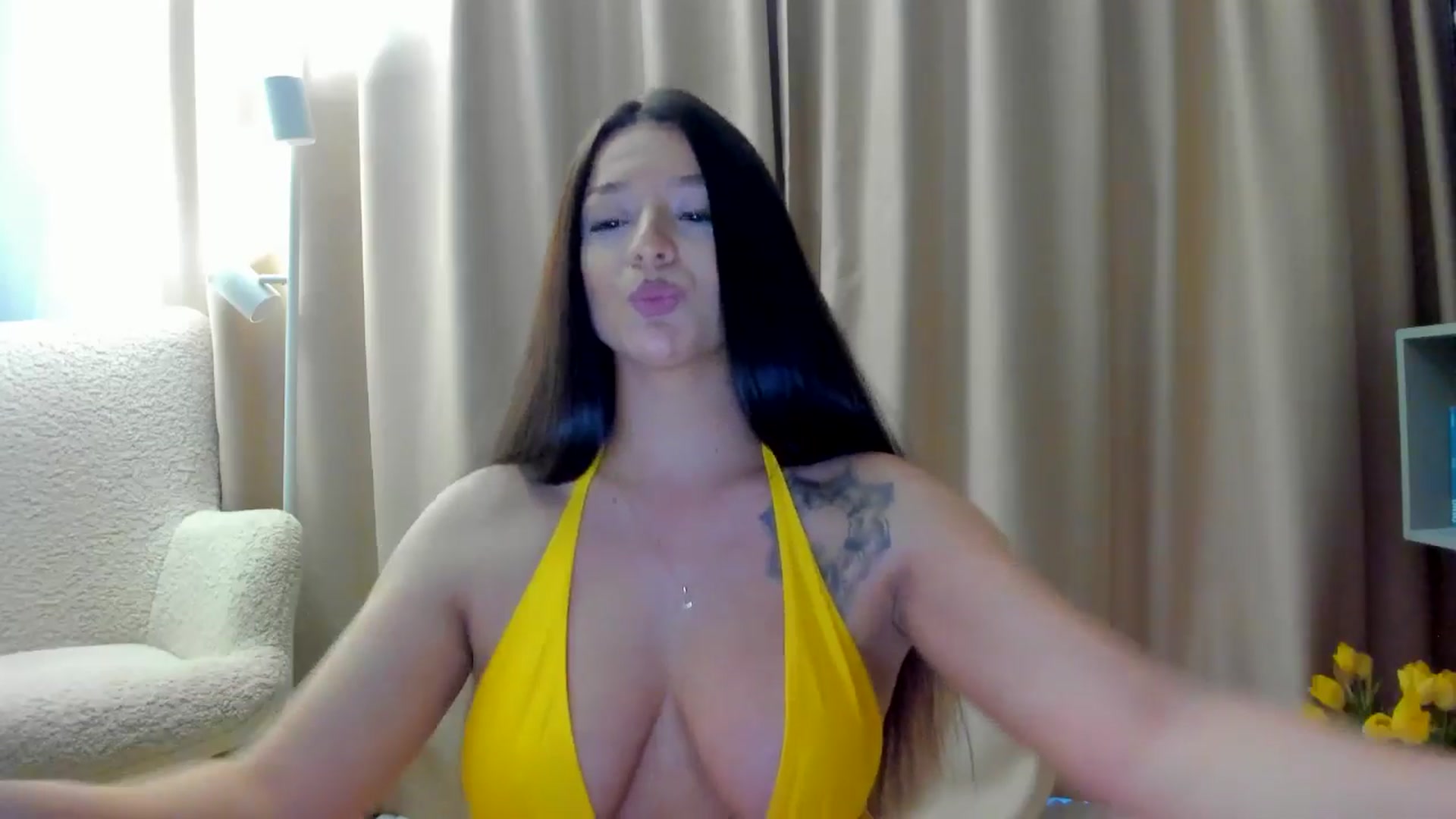 Gallery image thumbnail from Eve___'s myfreecams stream on, 01/16/2026, 15:37 image 6 of 20