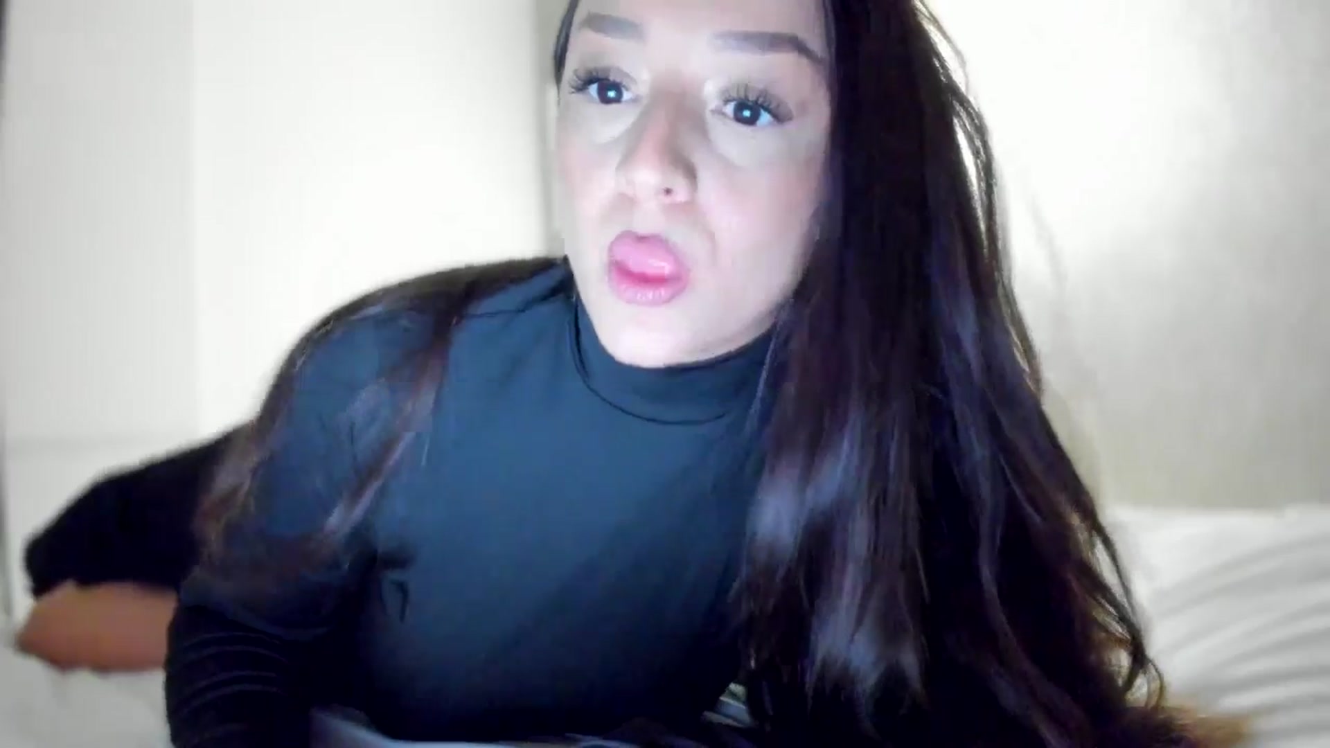 Gallery image thumbnail from Eve___'s myfreecams stream on, 01/25/2026, 16:09 image 6 of 20