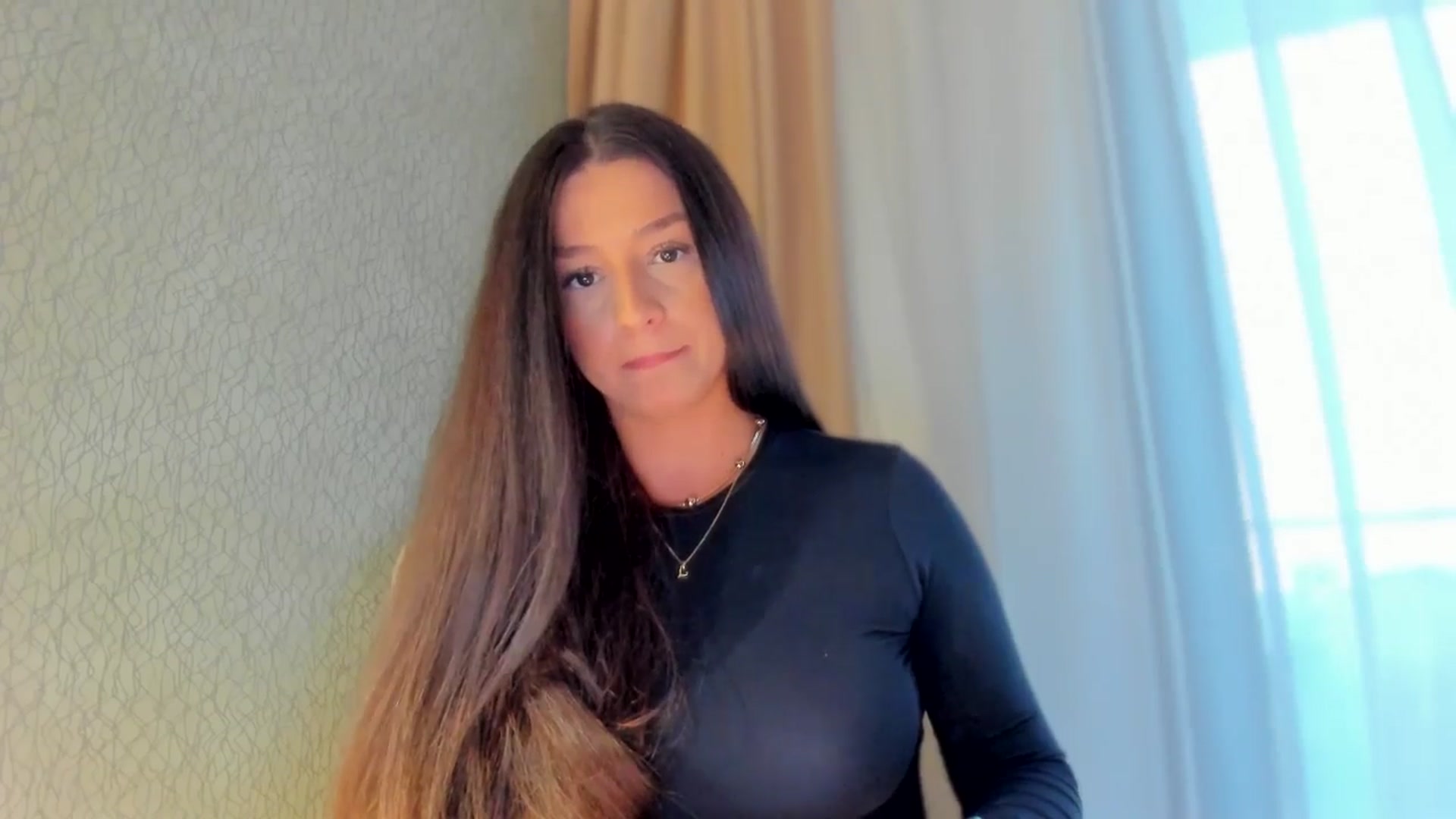 Gallery image thumbnail from Eve___'s myfreecams stream on, 01/26/2026, 14:39 image 18 of 20