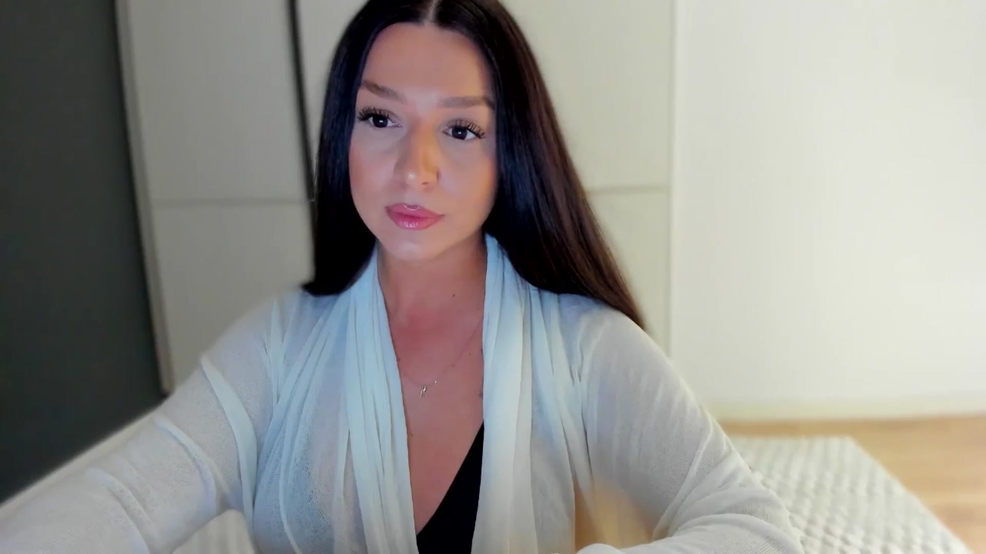 Gallery image thumbnail from Eve___'s myfreecams stream on, 01/29/2026, 16:34 image 19 of 20