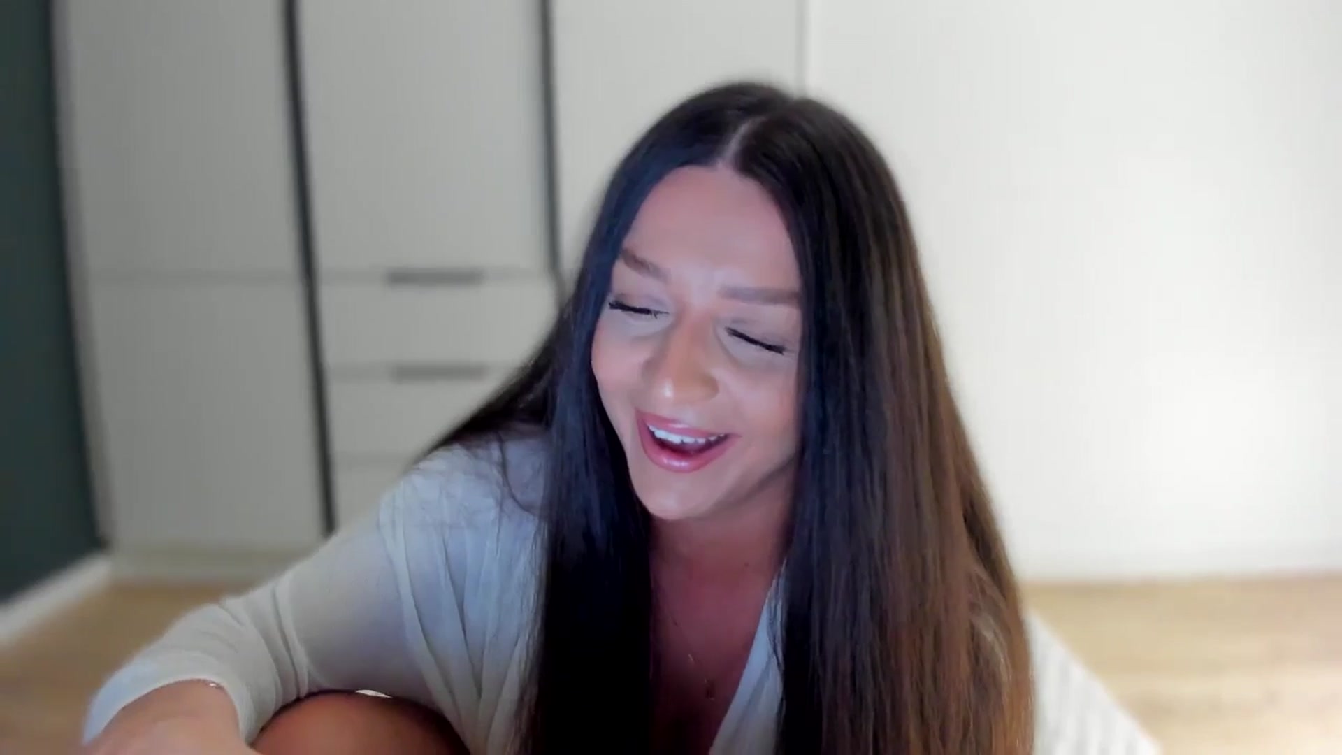 Gallery image thumbnail from Eve___'s myfreecams stream on, 01/29/2026, 16:34 image 18 of 20
