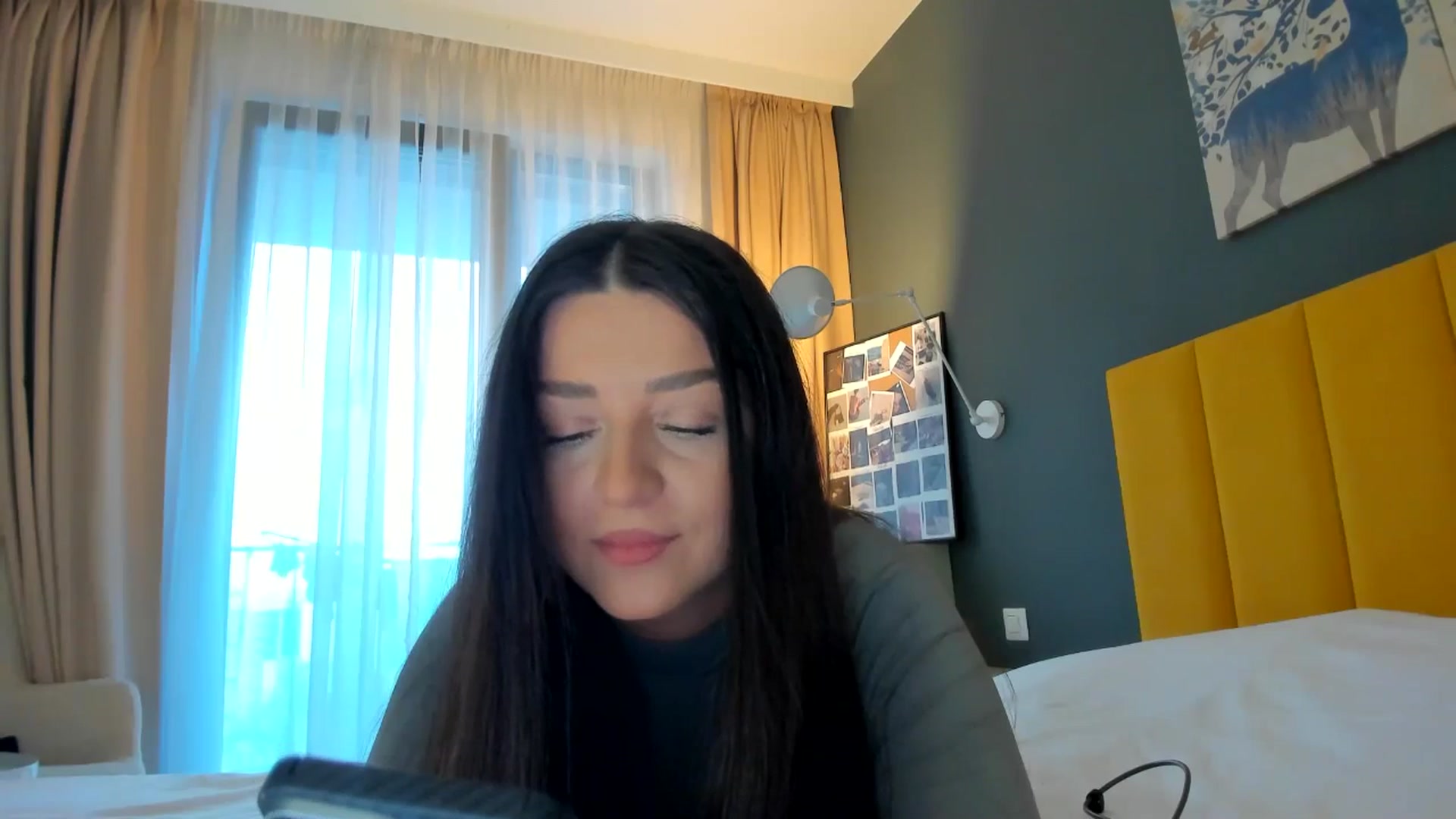 Gallery image thumbnail from Eve___'s myfreecams stream on, 02/01/2026, 14:55 image 17 of 20