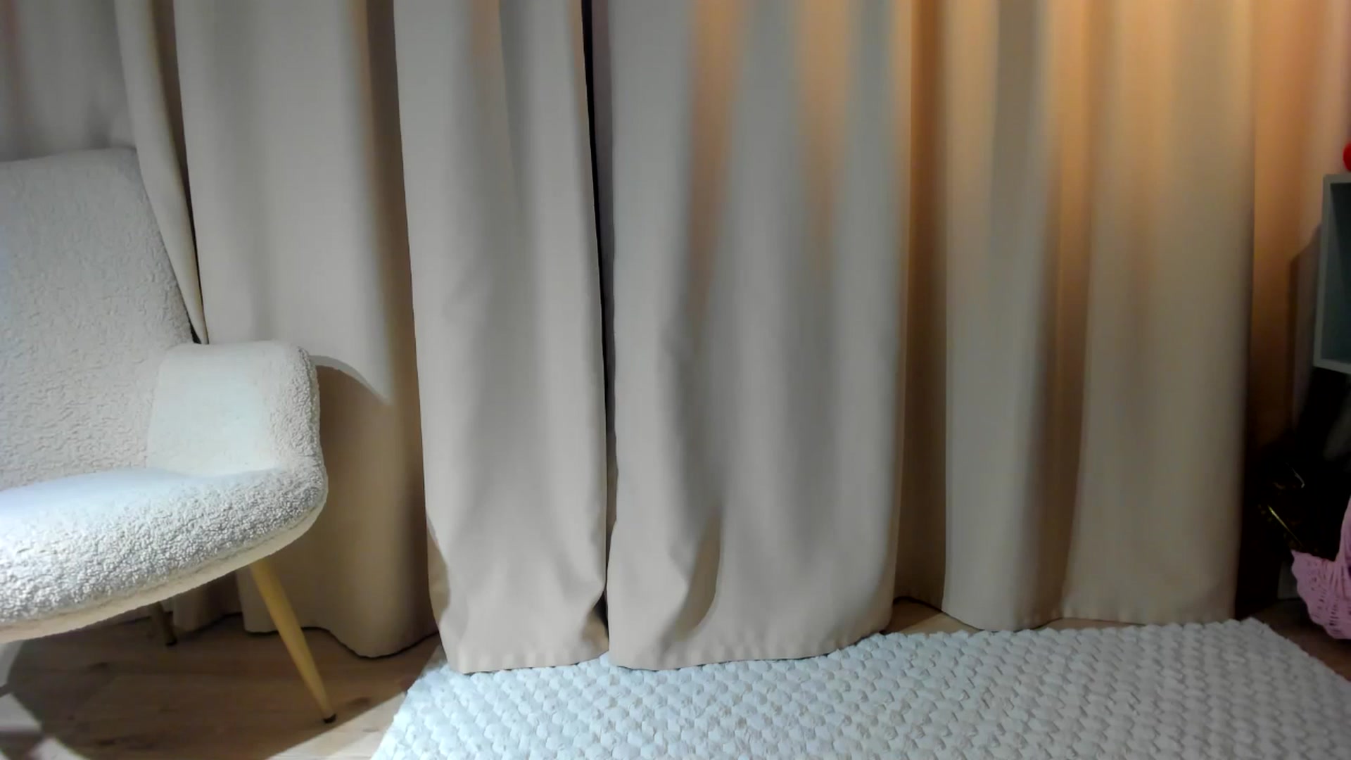 Gallery image thumbnail from Eve___'s myfreecams stream on, 02/01/2026, 17:55 image 13 of 20