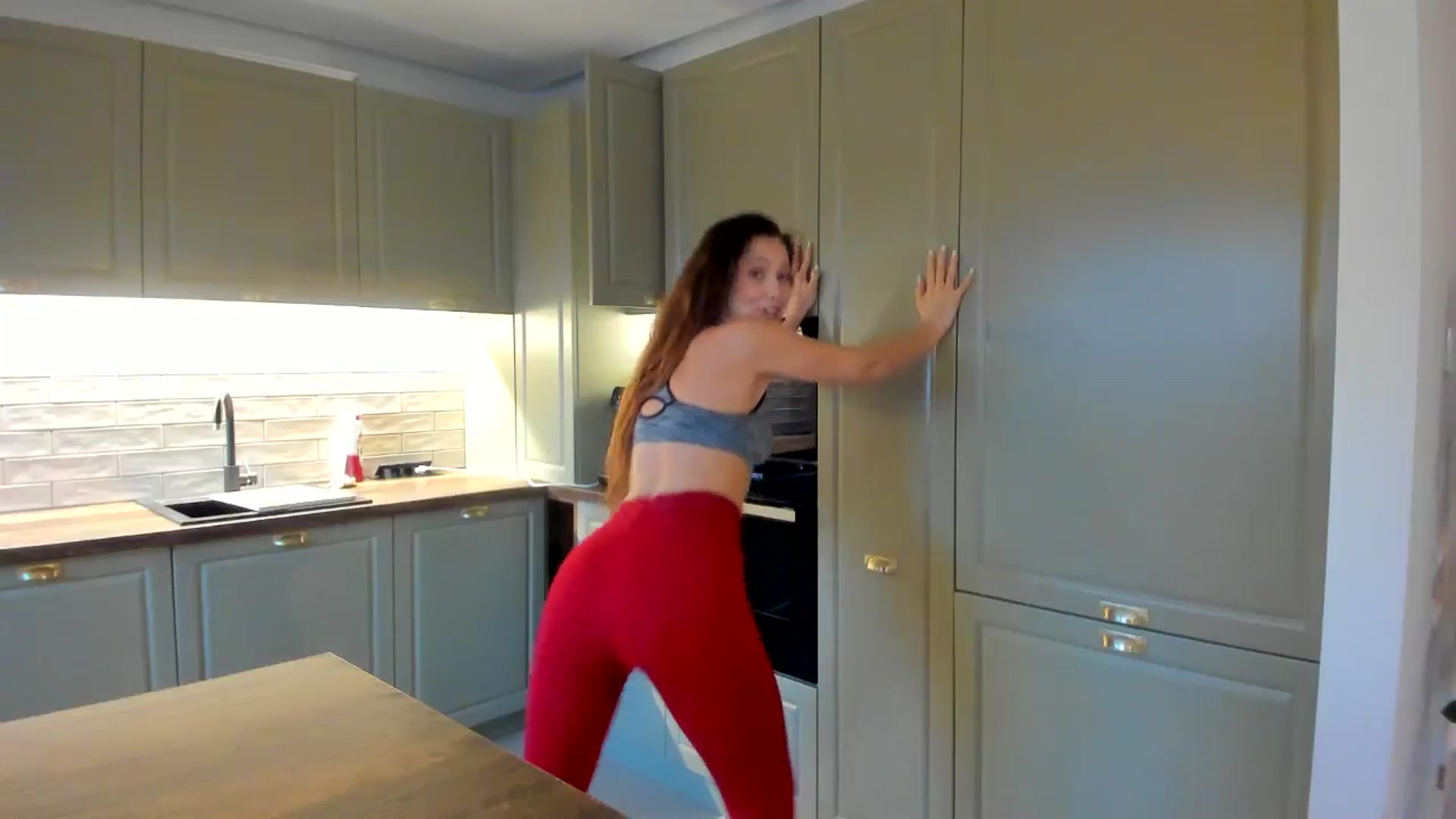 Gallery image thumbnail from Eve___'s myfreecams stream on, 02/06/2026, 16:28 image 10 of 20