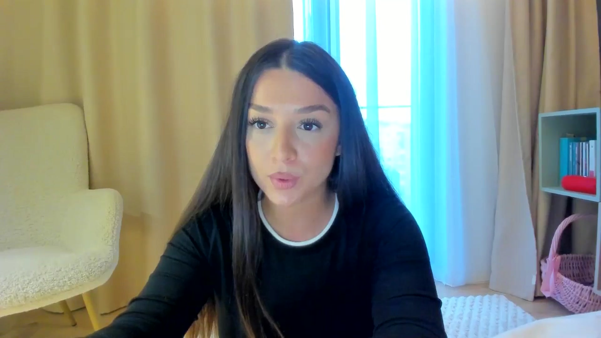 Gallery image thumbnail from Eve___'s myfreecams stream on, 02/12/2026, 16:02 image 14 of 20