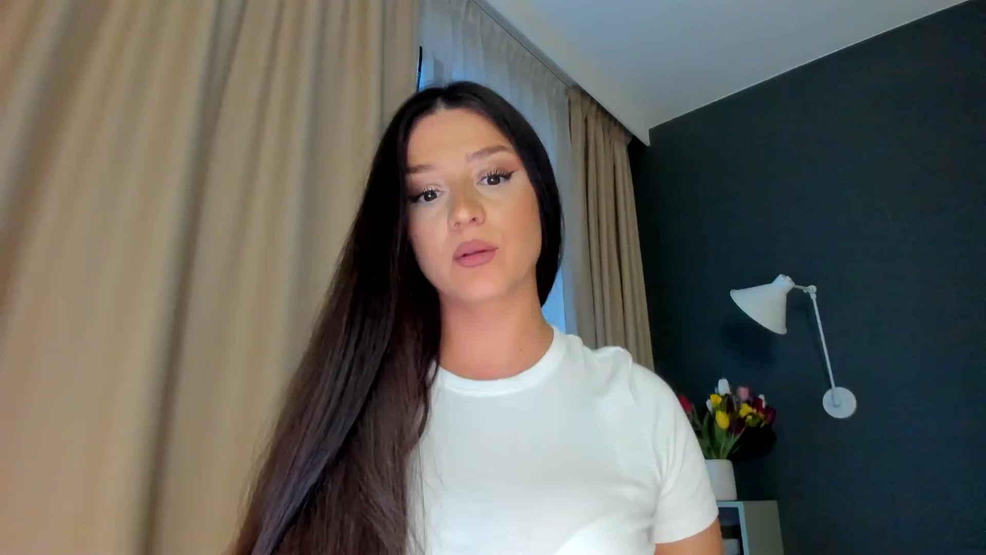 Gallery image thumbnail from Eve___'s myfreecams stream on, 02/14/2026, 16:28 image 1 of 20