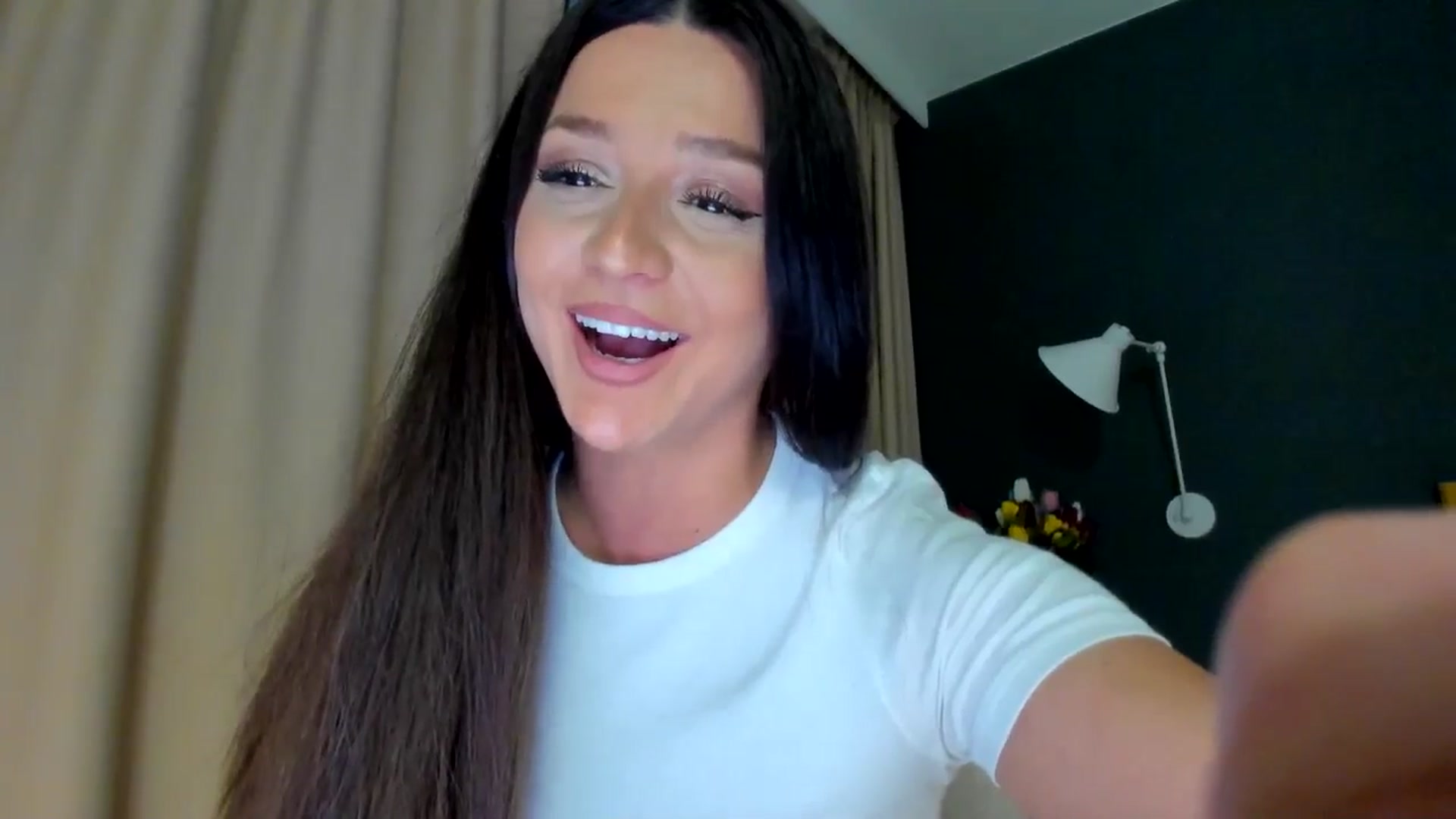 Gallery image thumbnail from Eve___'s myfreecams stream on, 02/14/2026, 16:28 image 11 of 20
