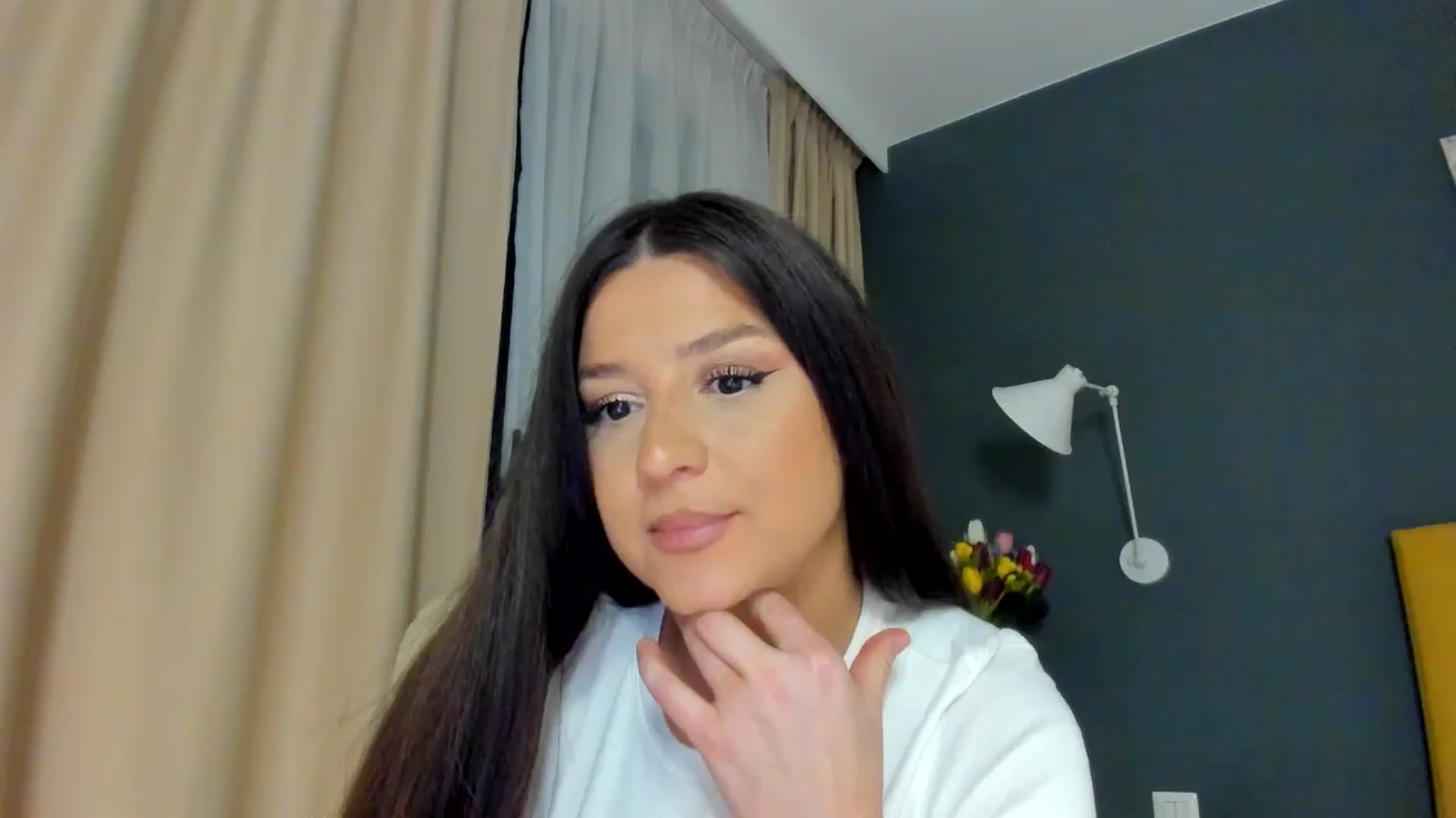 Gallery image thumbnail from Eve___'s myfreecams stream on, 02/14/2026, 16:28 image 15 of 20