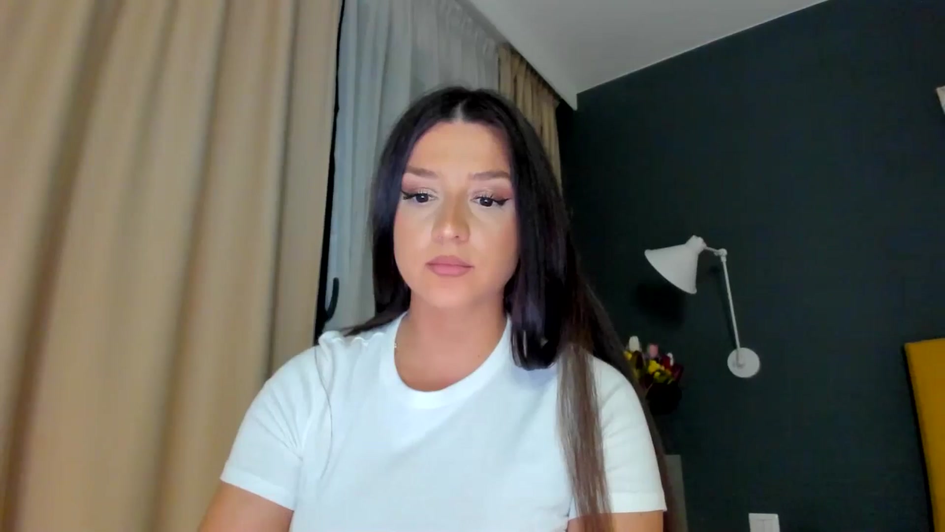 Gallery image thumbnail from Eve___'s myfreecams stream on, 02/14/2026, 16:28 image 16 of 20