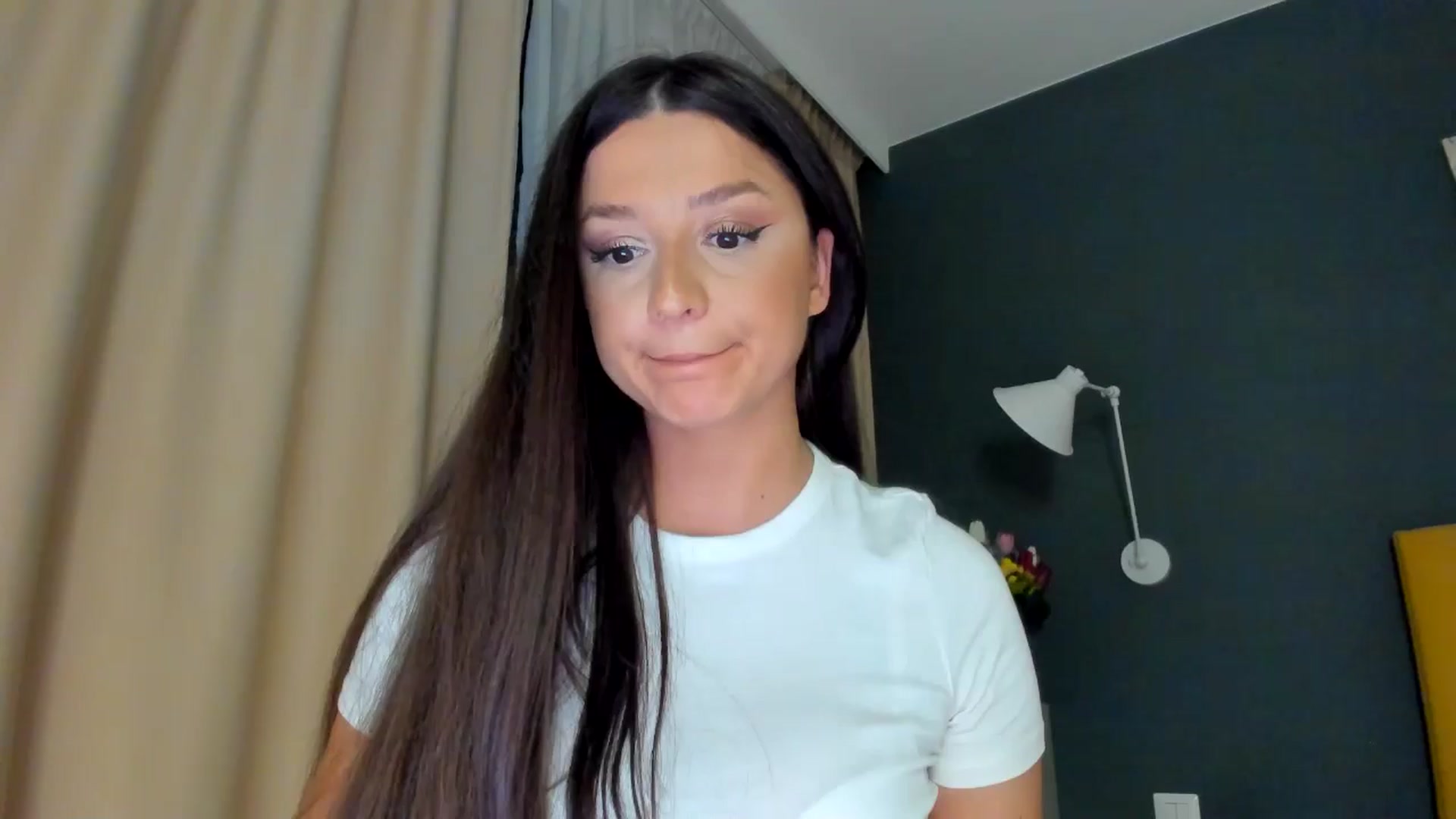 Gallery image thumbnail from Eve___'s myfreecams stream on, 02/14/2026, 16:28 image 13 of 20