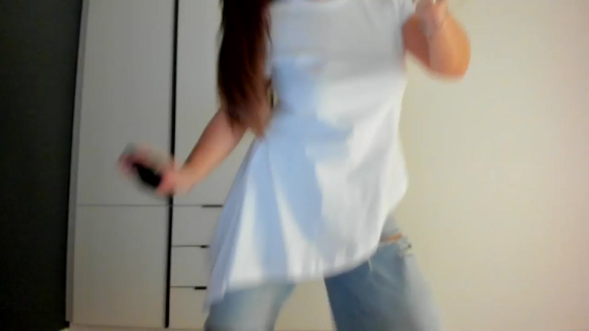 Gallery image thumbnail from Eve___'s myfreecams stream on, 02/21/2026, 16:32 image 1 of 20