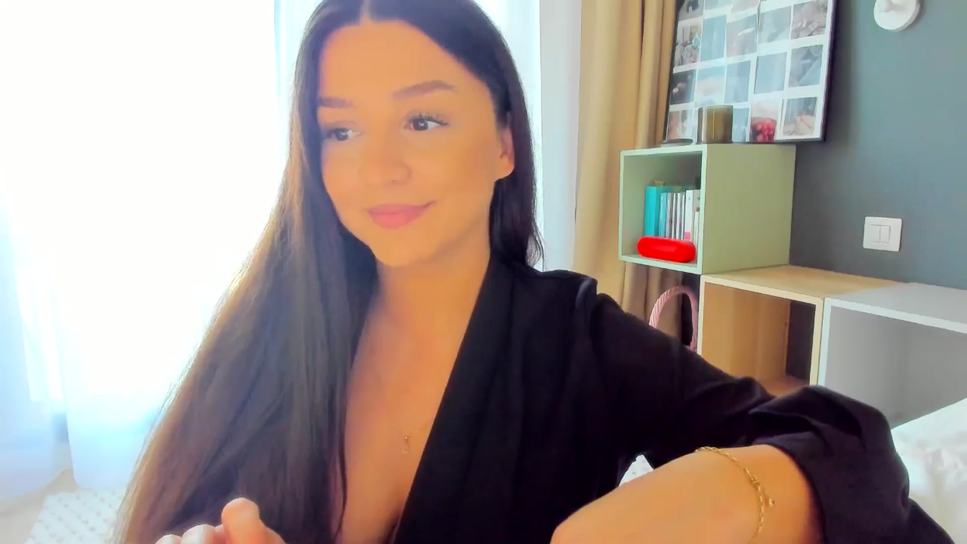 Gallery image thumbnail from Eve___'s myfreecams stream on, 02/24/2026, 15:52 image 2 of 20