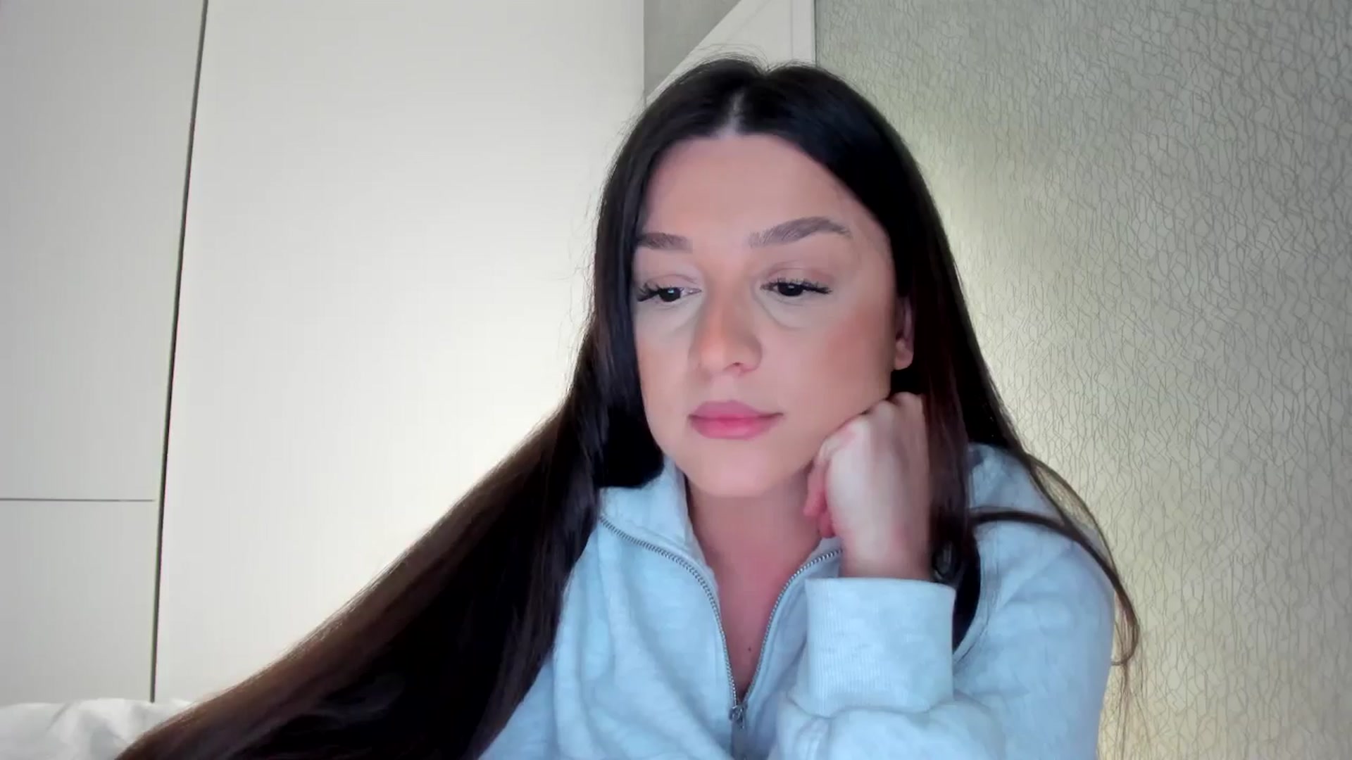 Gallery image thumbnail from Eve___'s myfreecams stream on, 03/02/2026, 14:46 image 14 of 20