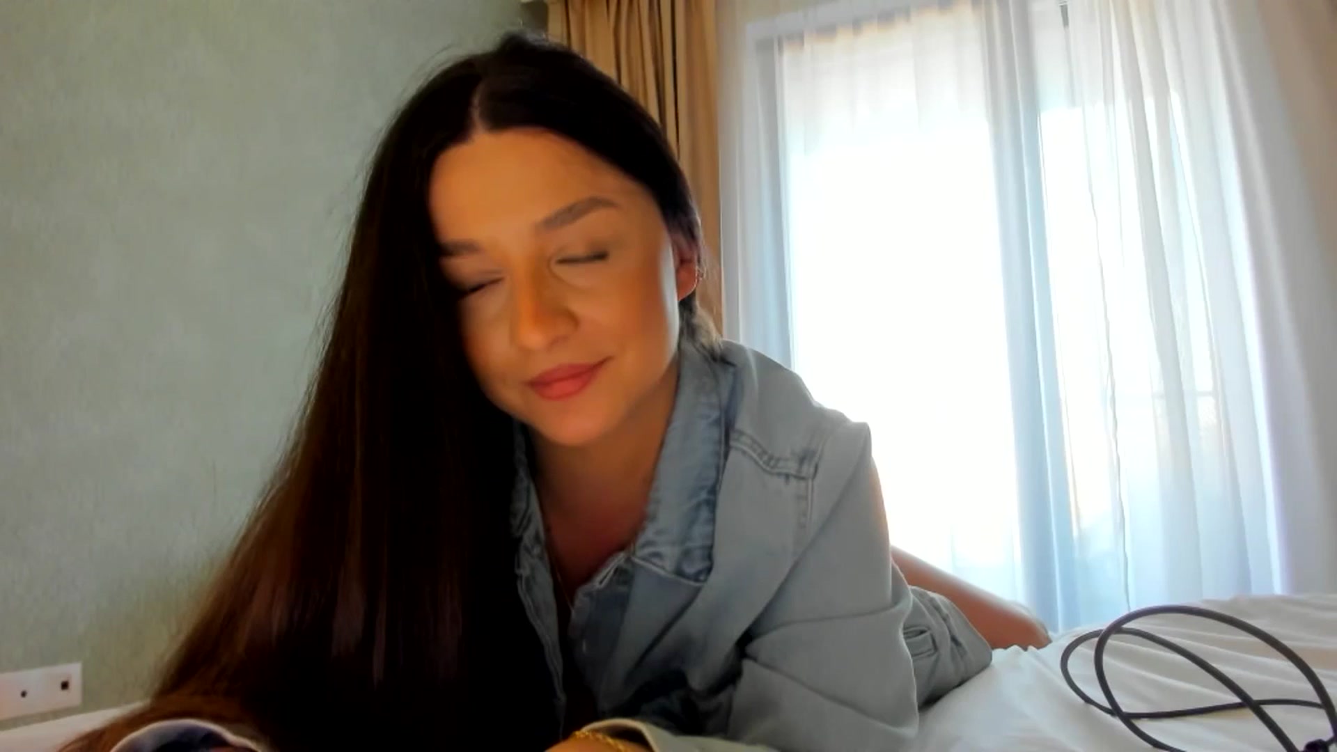 Gallery image thumbnail from Eve___'s myfreecams stream on, 03/05/2026, 16:13 image 15 of 20