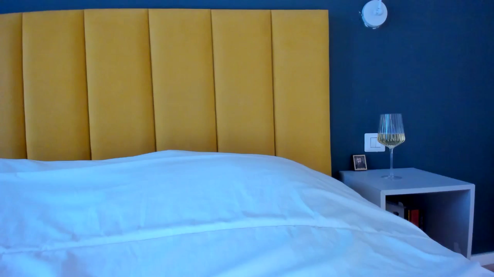 Gallery image thumbnail from Eve___'s myfreecams stream on, 03/28/2026, 14:50 image 3 of 20