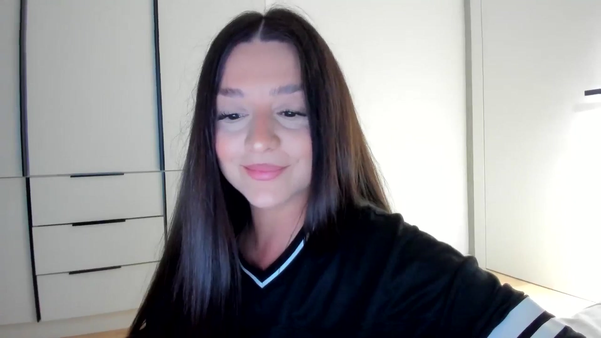 Gallery image thumbnail from Eve___'s myfreecams stream on, 03/28/2026, 15:34 image 17 of 20