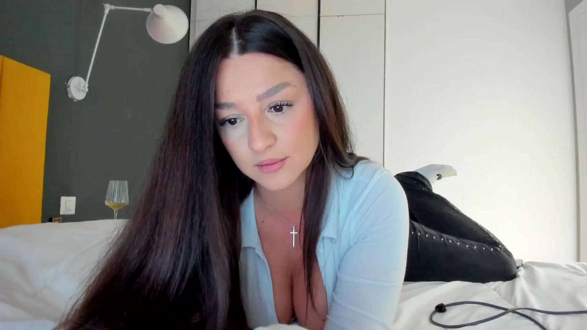 Gallery image thumbnail from Eve___'s myfreecams stream on, 04/03/2026, 15:53 image 19 of 20