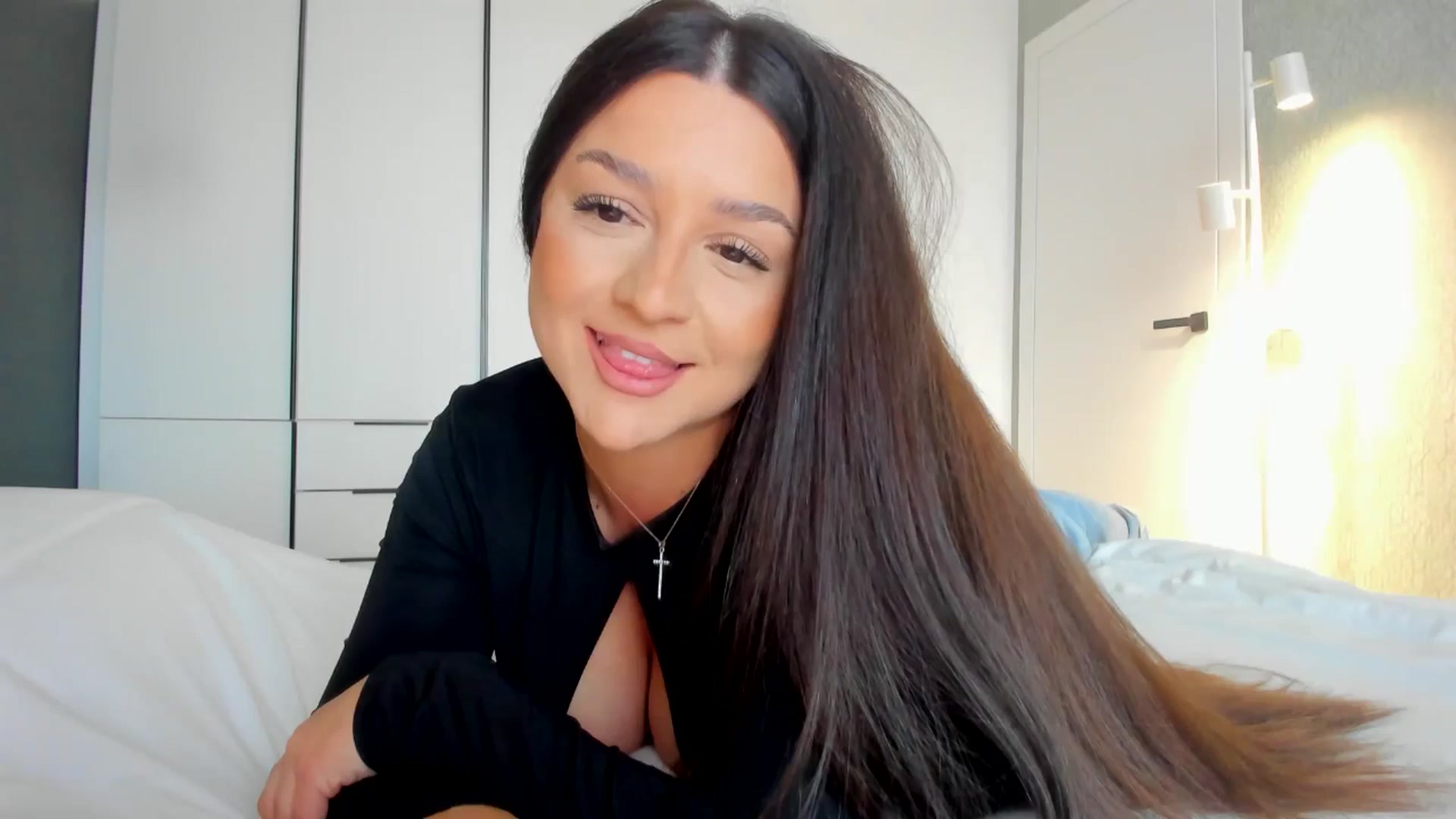 Gallery image thumbnail from Eve___'s myfreecams stream on, 05/02/2026, 14:28 image 1 of 20