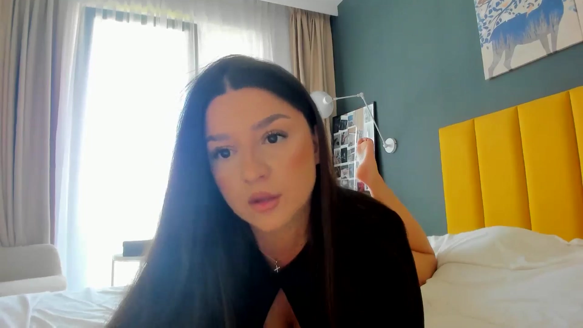 Gallery image thumbnail from Eve___'s myfreecams stream on, 05/02/2026, 14:28 image 7 of 20