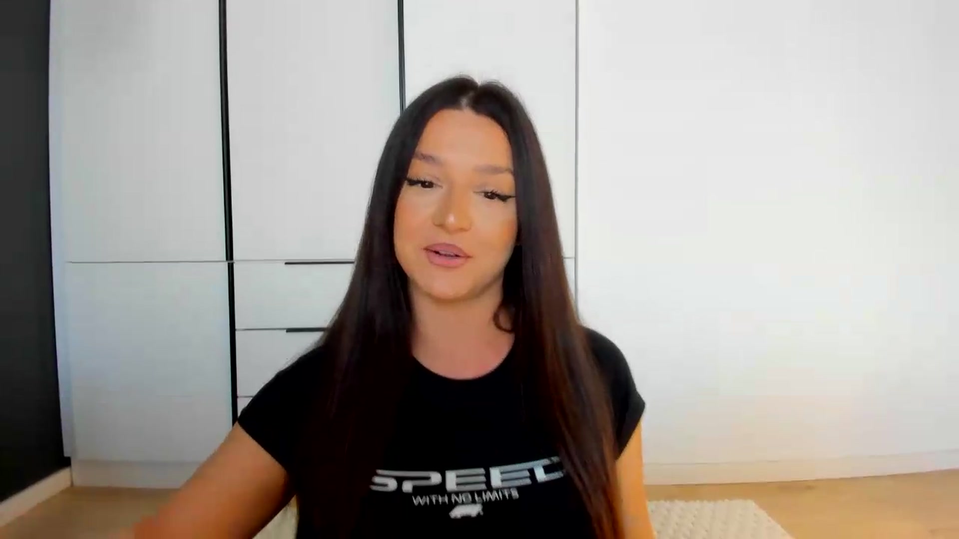 Gallery image thumbnail from Eve___'s myfreecams stream on, 05/14/2026, 14:38 image 3 of 20