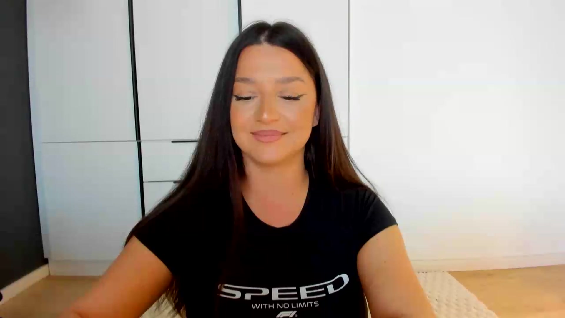 Gallery image thumbnail from Eve___'s myfreecams stream on, 05/14/2026, 15:52 image 7 of 20