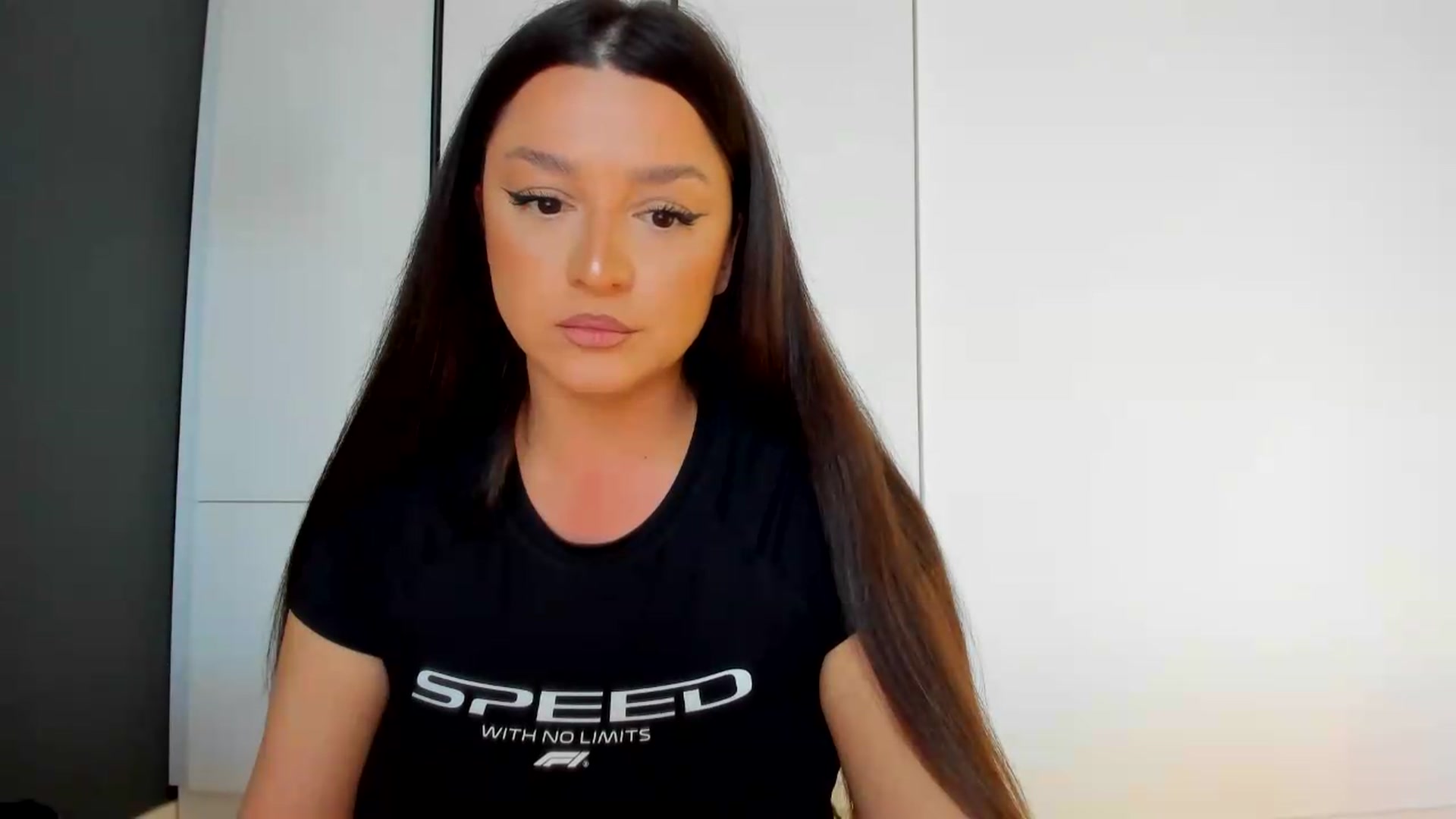 Gallery image thumbnail from Eve___'s myfreecams stream on, 05/14/2026, 15:52 image 13 of 20