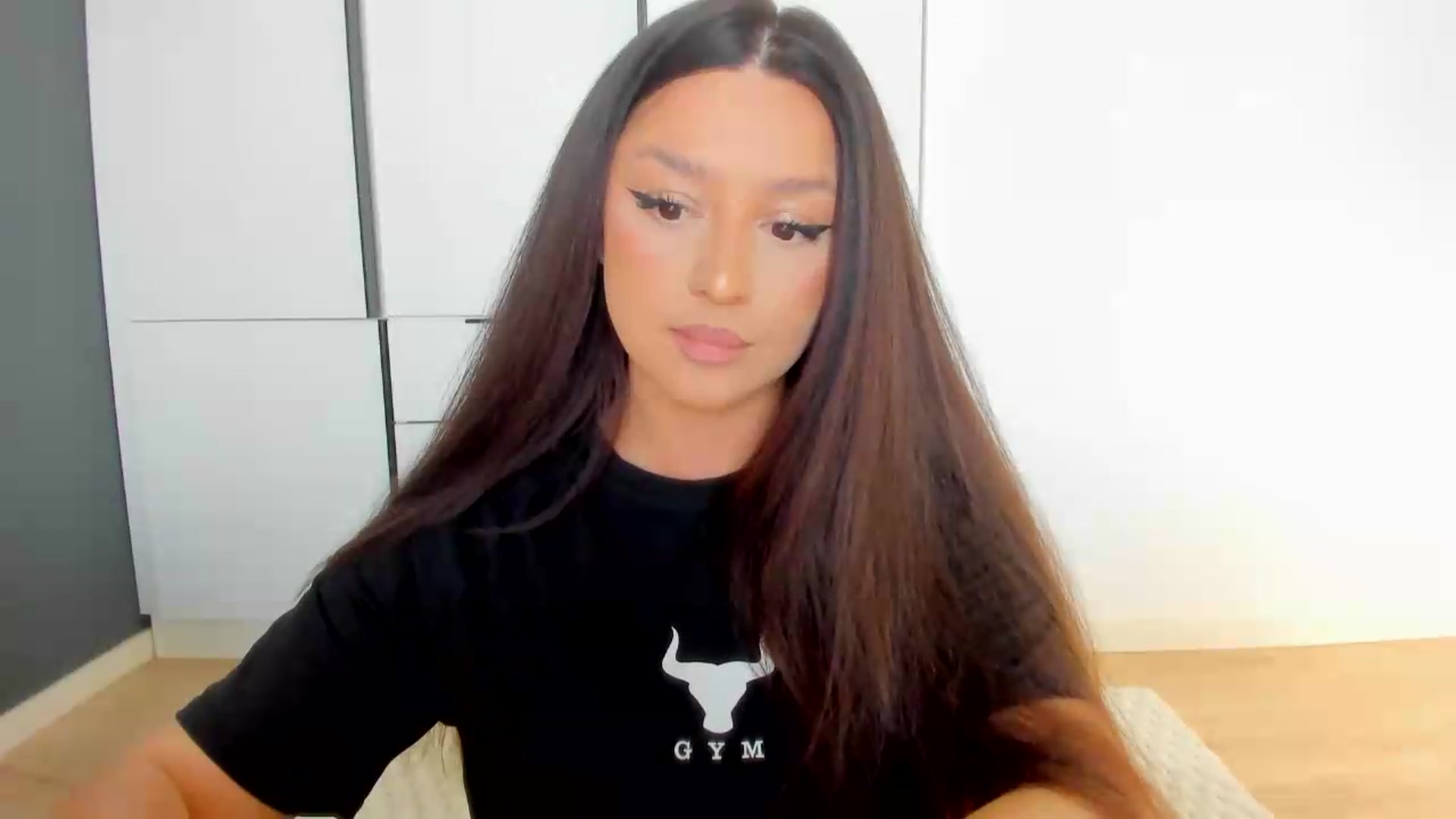 Gallery image thumbnail from Eve___'s myfreecams stream on, 05/17/2026, 13:23 image 20 of 20