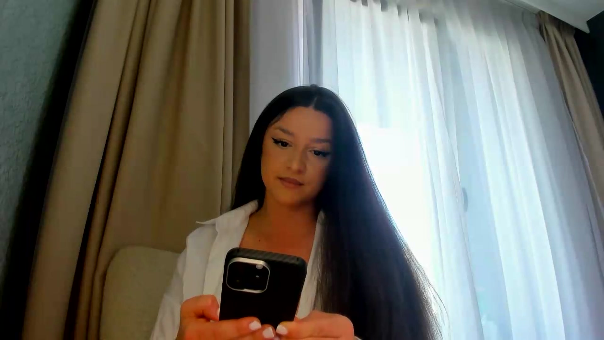 Gallery image thumbnail from Eve___'s myfreecams stream on, 05/17/2026, 14:12 image 10 of 20