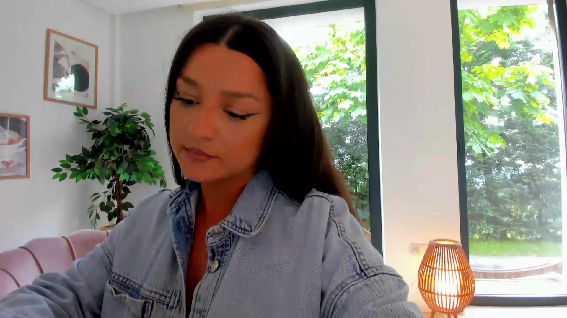 Gallery image thumbnail from Eve___'s myfreecams stream on, 05/21/2026, 15:42 image 7 of 20
