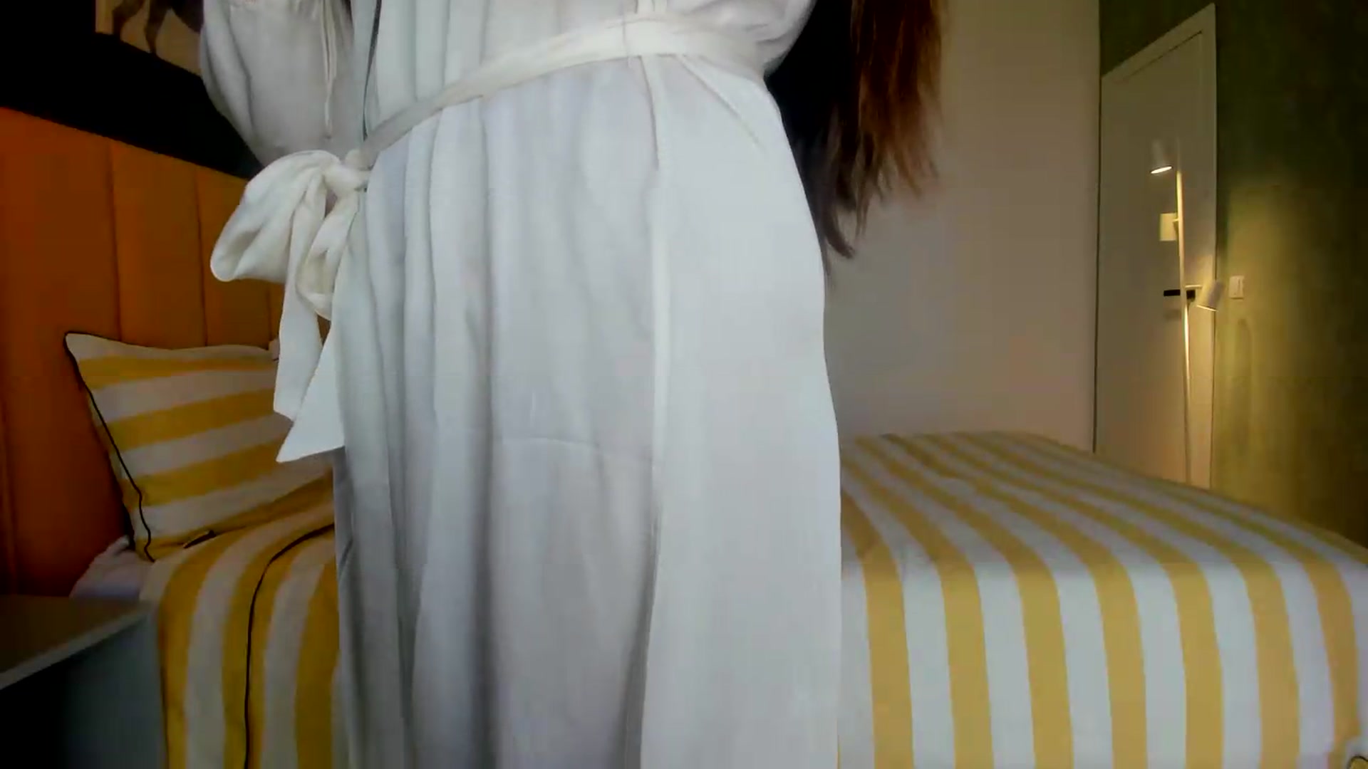 Gallery image thumbnail from Eve___'s myfreecams stream on, 05/28/2026, 14:13 image 17 of 20