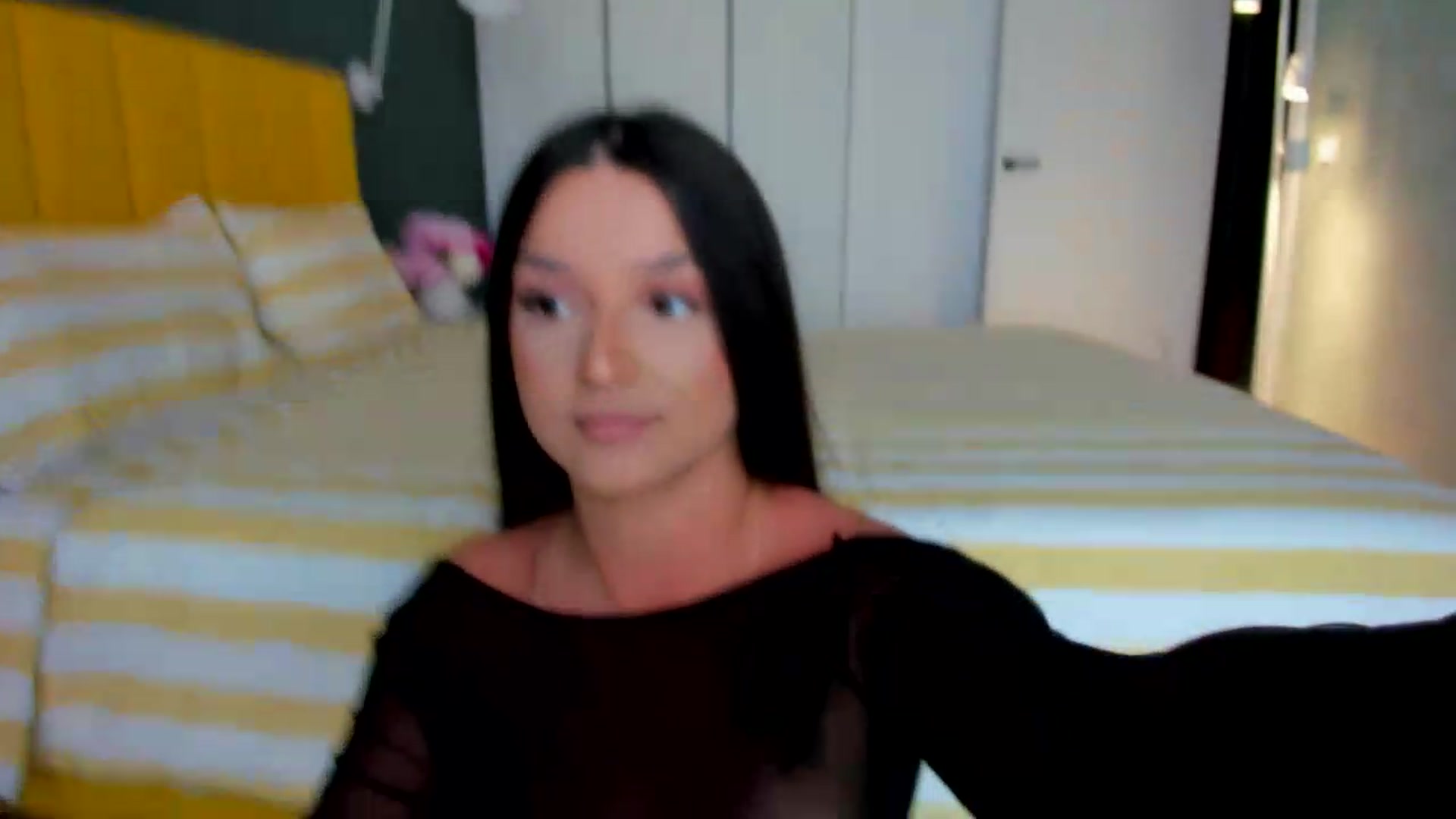 Gallery image thumbnail from Eve___'s myfreecams stream on, 05/29/2026, 14:09 image 11 of 20